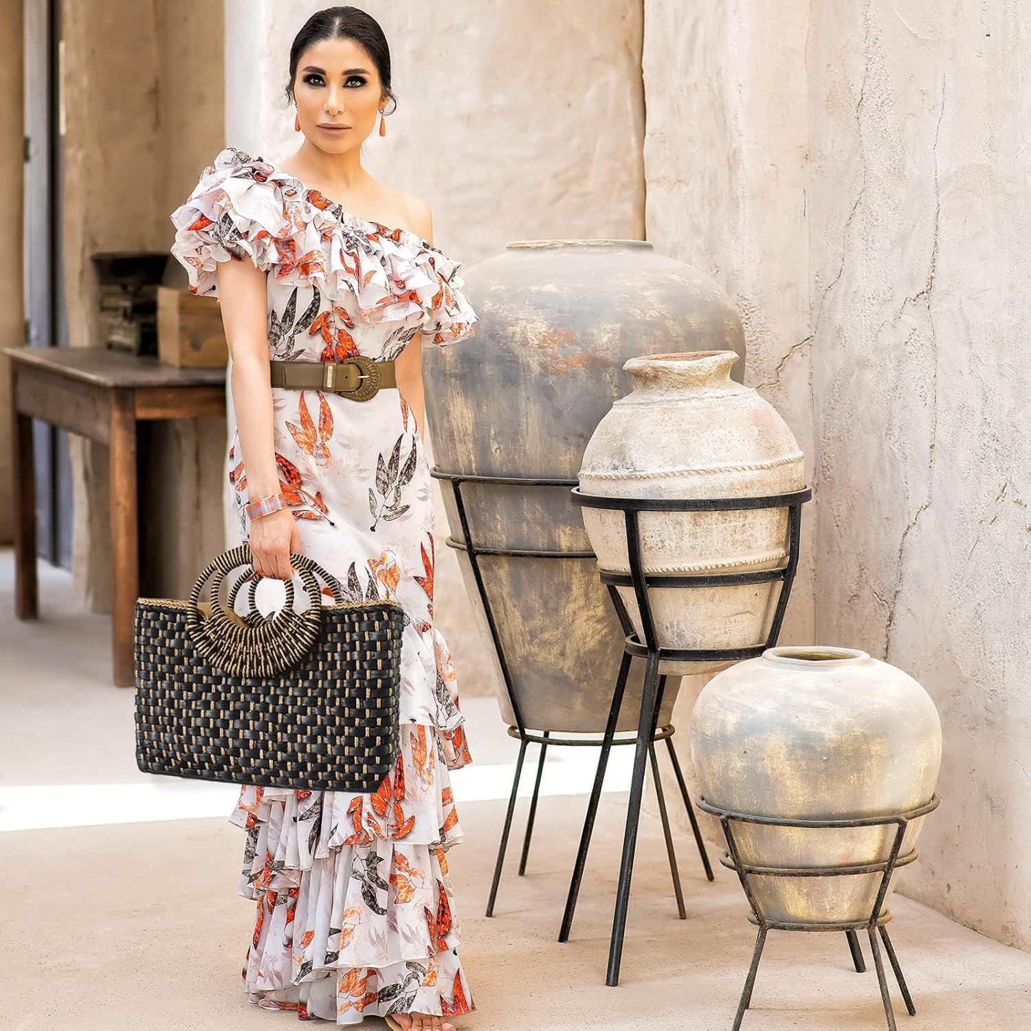 Women Summer Retro Straw Bag with Zip Hand-woven Beach Handbag Top Round Handle Boho Tote Bag Shopping and Travel Large Bag (Black) - Image 3