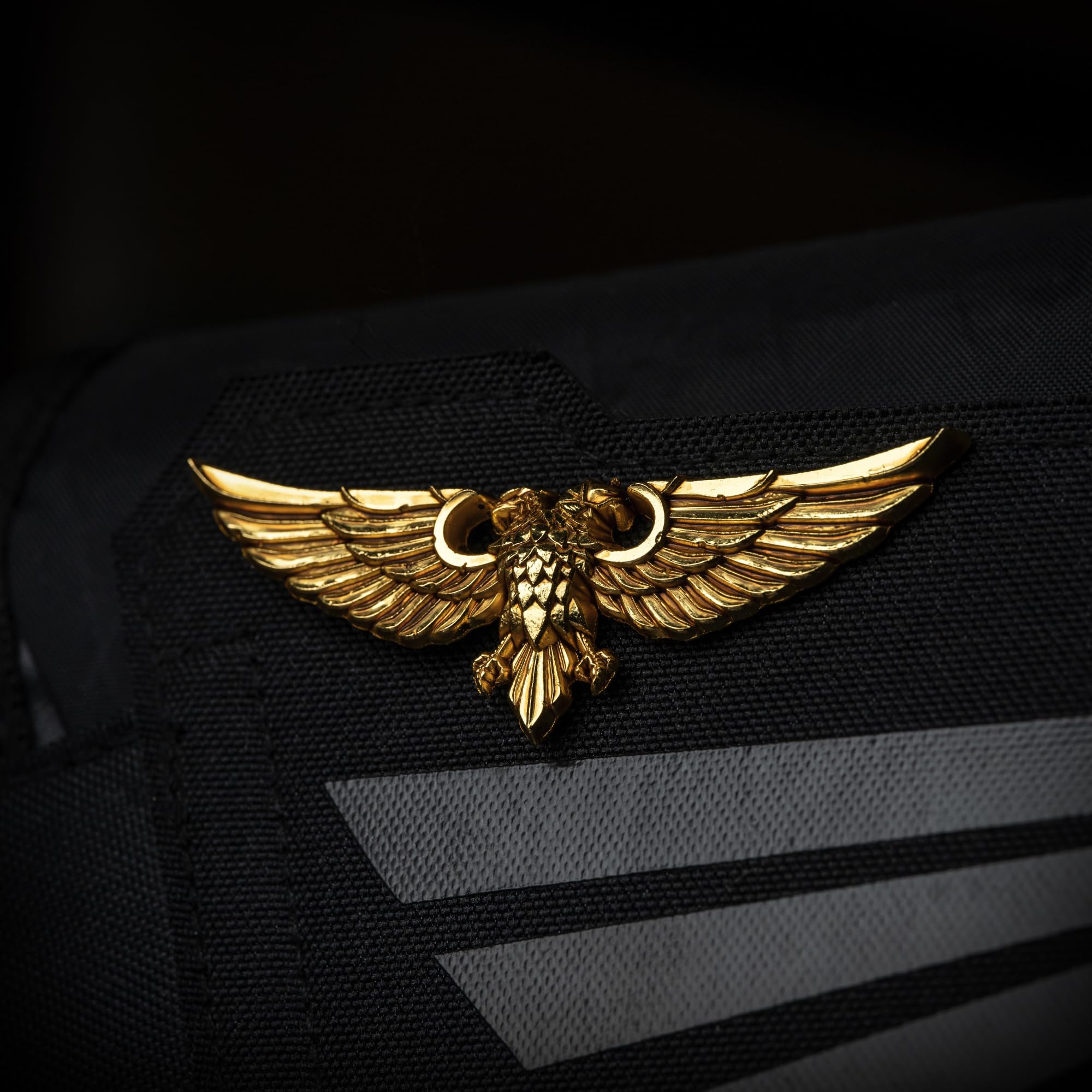 Starforged Warhammer 40K Imperial Aquila of Sanctuary broszka akcesoria przypinka odznaka