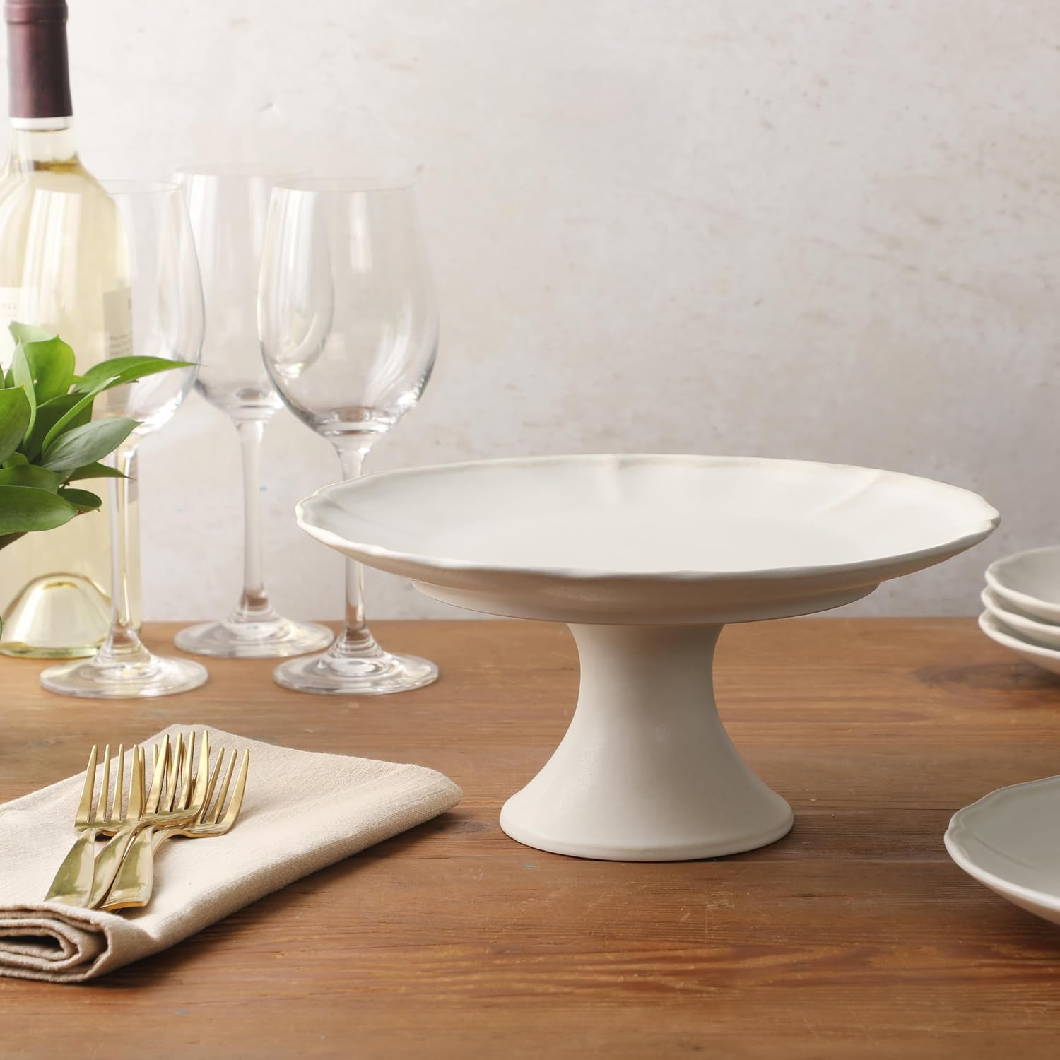 Gibson Elite Vista Rossio - Made in Portugal - 10.6 Inch White Ceramic Cake Stand, Pedestal Dessert Stand with Scalloped Rim, Cupcake Stand for Wedding, Birthday, Baby Shower, Tea Party