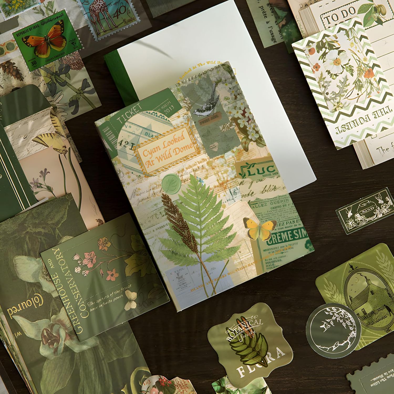 YagCu Botanical Scrapbooking Kit, Vintage Junk Journal Supplies for Adult, Green Large Collection Journal and Scrapbook Set, Journaling Materials, Arts Craft Beginner Stationery