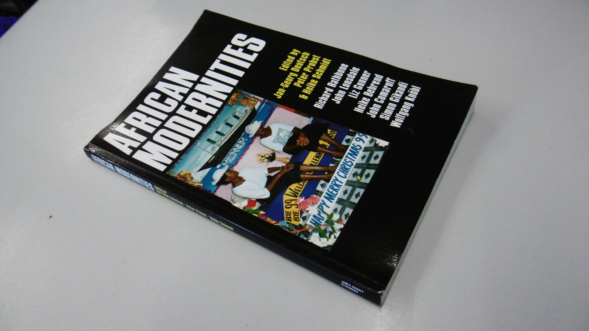 African Modernities: Entangled Meanings in Current Debate