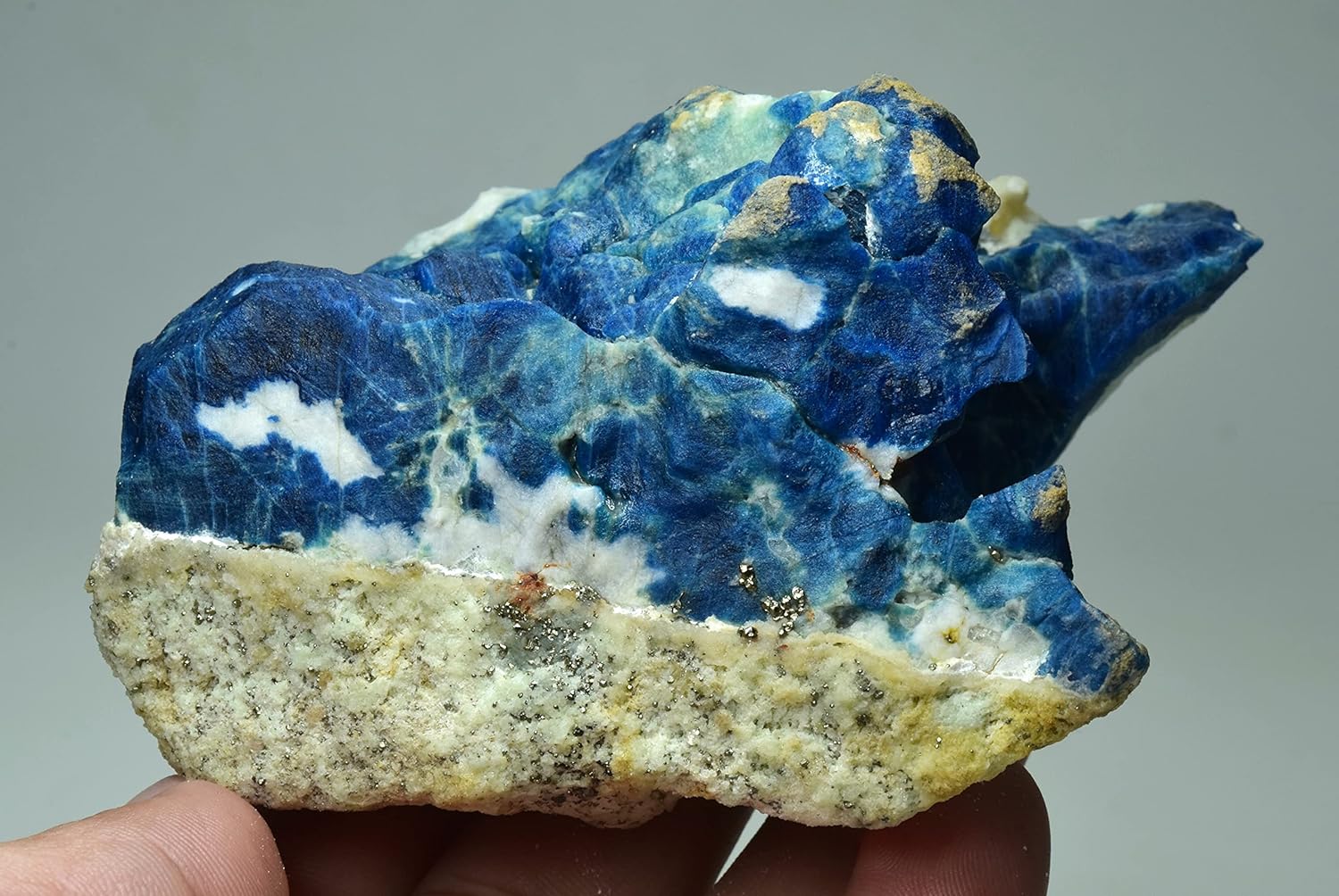 Beautiful Fluorescent Sodalite Rich Specimen 322 Gram