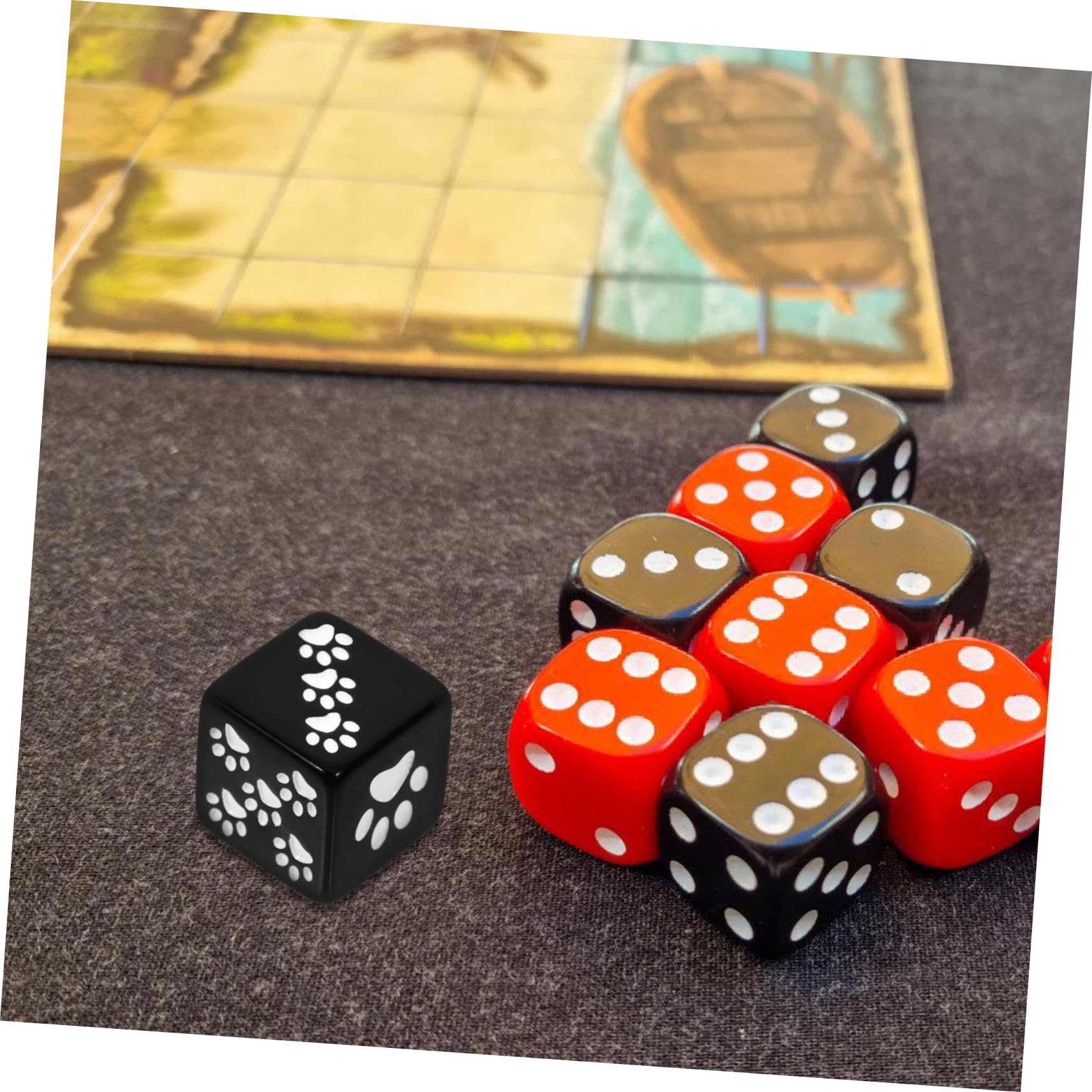 BESTonZON 50pezzi Dadi Da Gioco Con Motivo Orso Paw Dadi Piccoli Sided Per Giochi Da Tavolo Feste e Insegnamento Facili Trasportare e Utilizzare