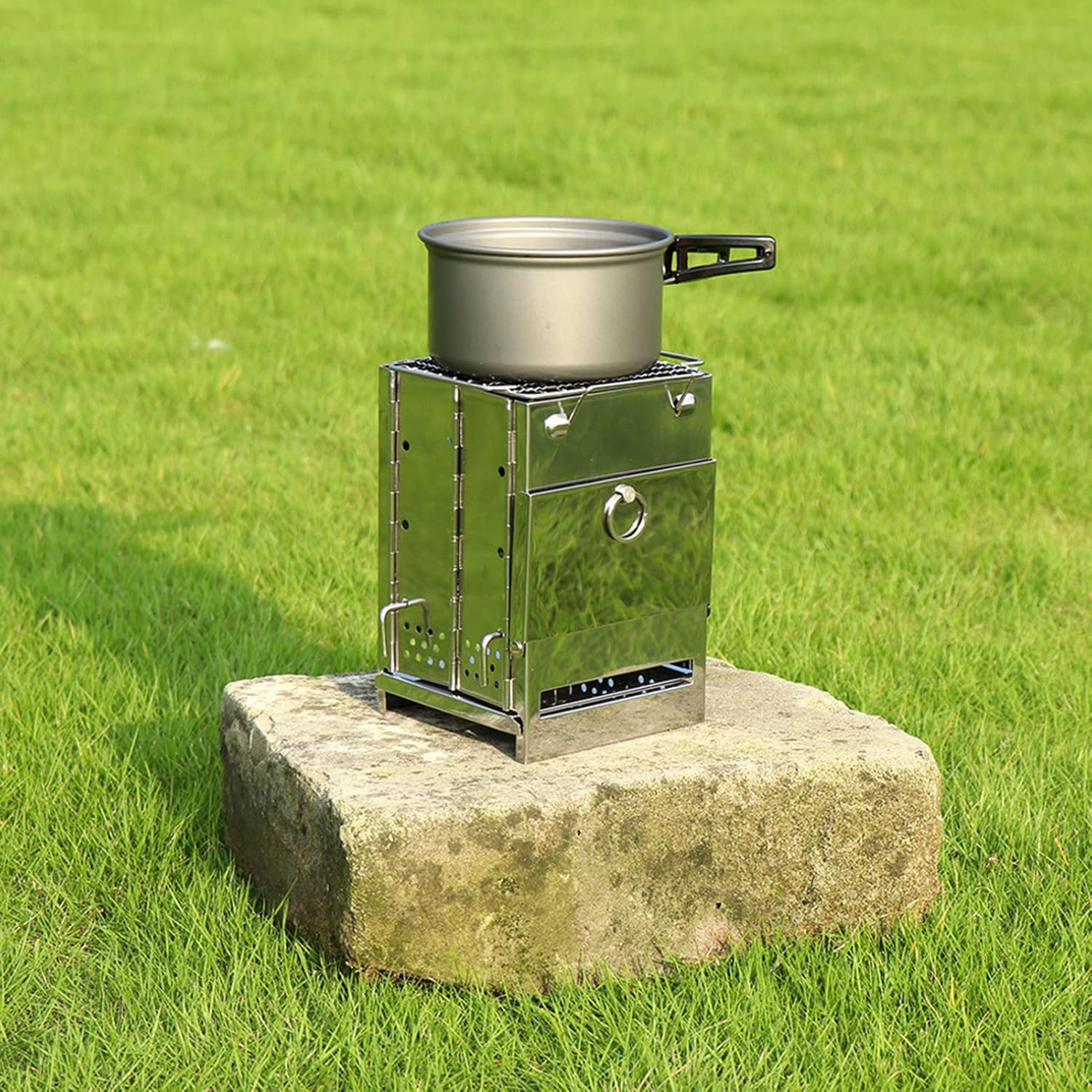 Integrated Folding Firewood Stove, Outdoor Camping BBQ Grill, Stainless Steel Plug Pin Type Wood Burning Stove with Grill Top for Backpacking and Picnics