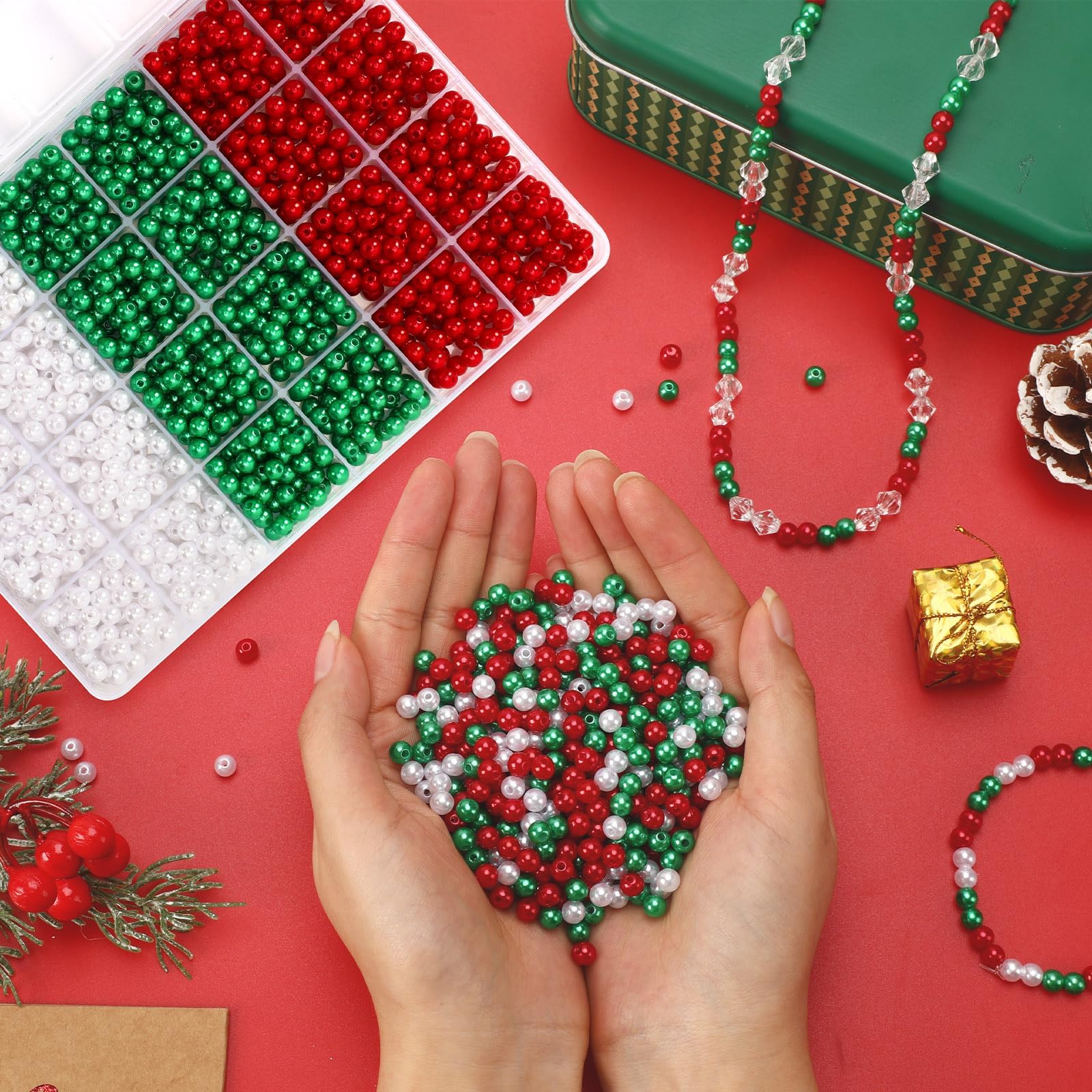 UPINS 1200 cuentas de perlas de Navidad, cuentas redondas de 8 mm de color rojo, verde y blanco para hacer joyas, decoración de fiestas de Navidad, collares, pulseras, aretes, cuentas para el pelo,