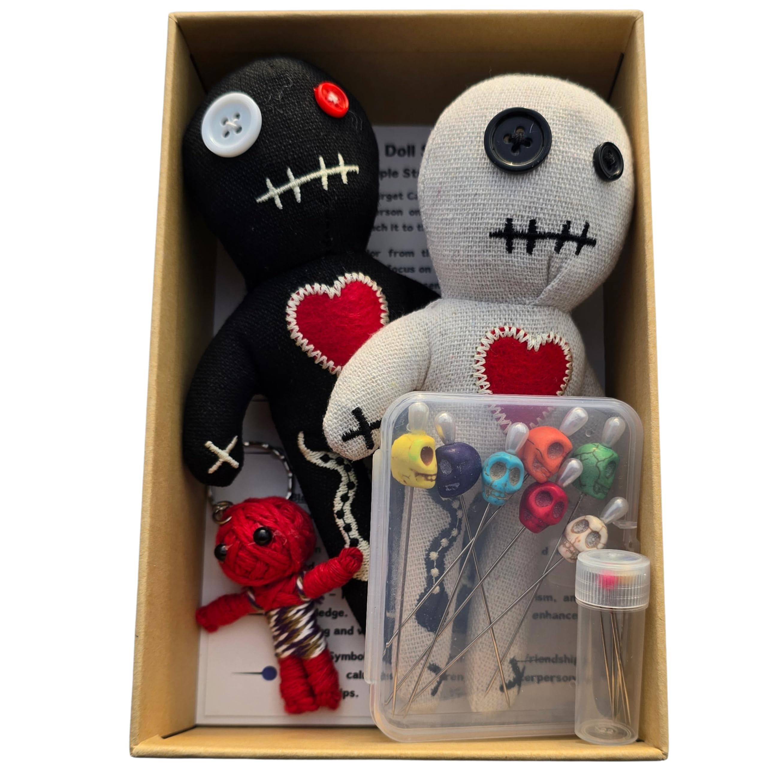 Mapanoli Voodoo Puppen Set XL – Schwarz & Weiß mit Nadeln, Totenkopf-Nadeln und Schlüsselanhänger – Humorvolles Deko- und Geschenkset