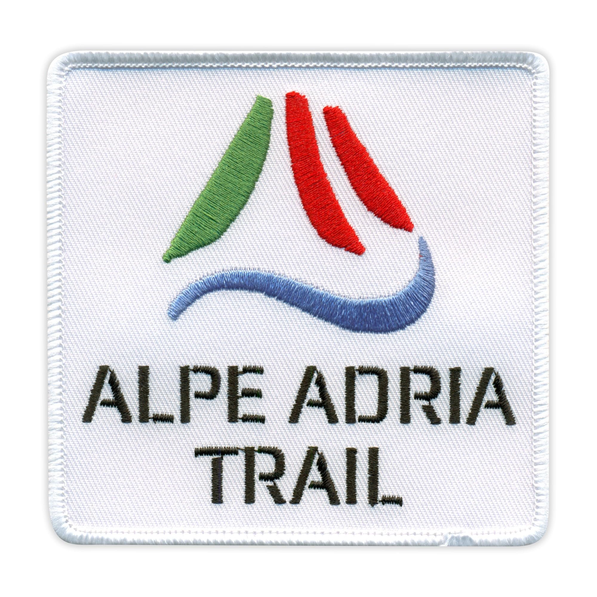 Zestaw czterech - Alpe Adria Trail - czarny VeIcro/haczyk i pętelka - haftowana naszywka / odznaka/emblemat