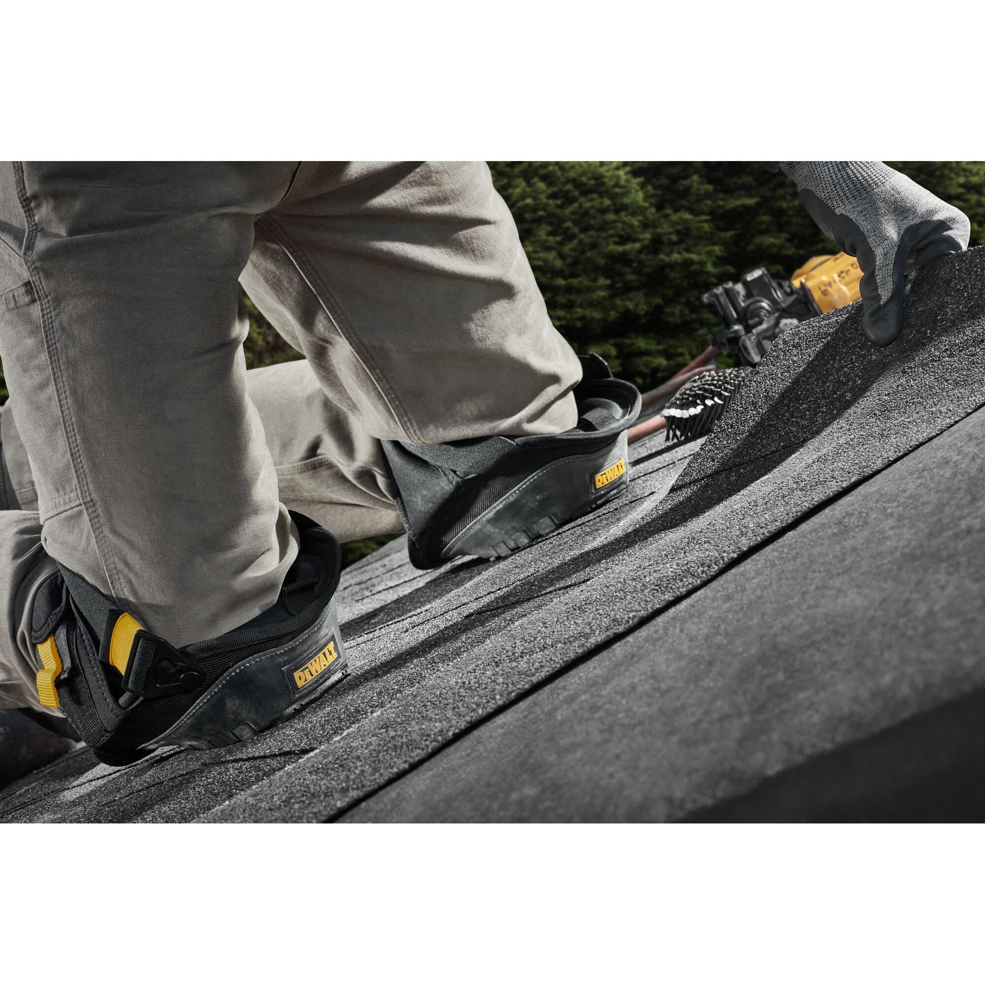 DEWALT Rodilleras con gel cómodo, espuma moldeada, antideslizante (DWST590012)