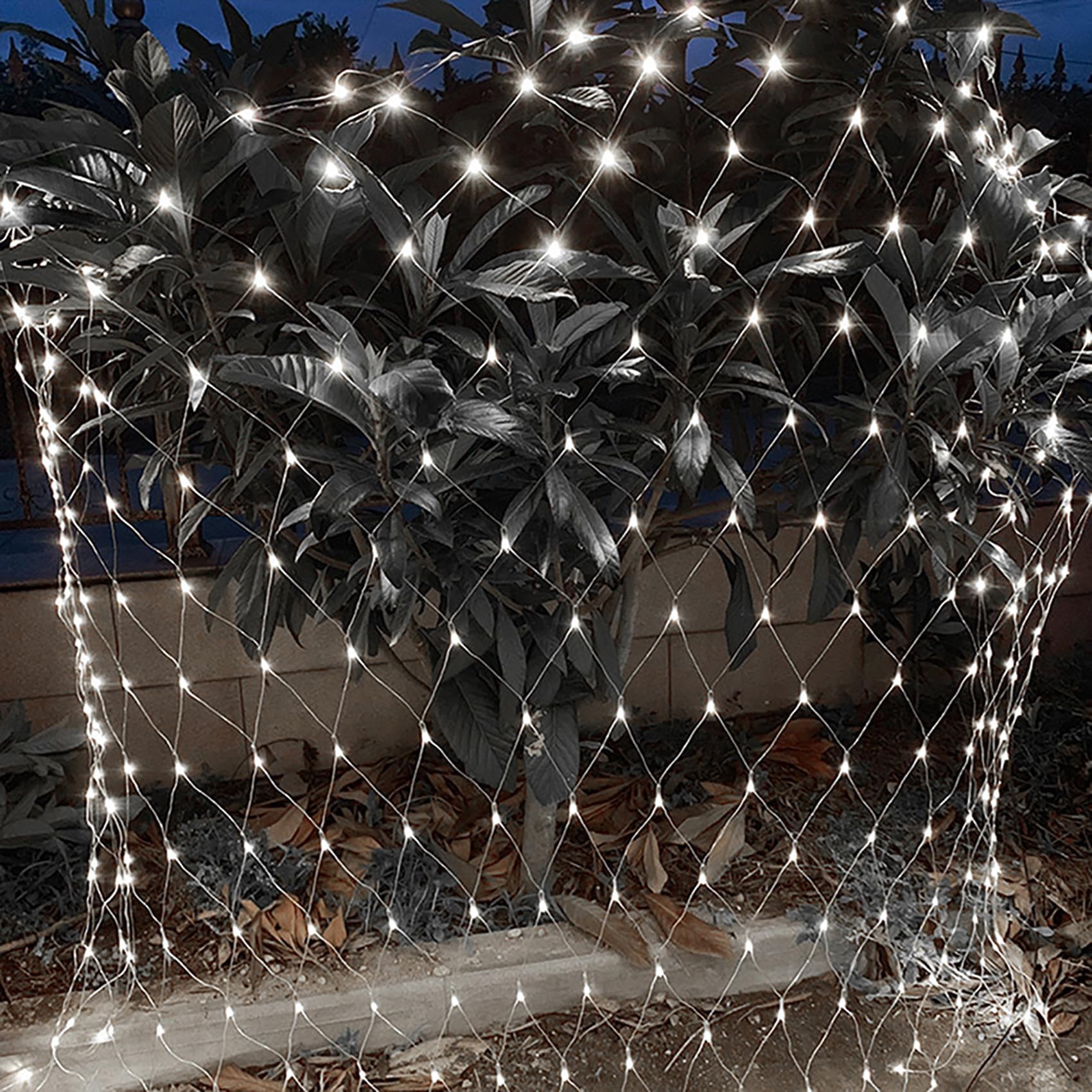 Luces solares de red para jardín con control remoto, guirnalda de luces de malla de 6 x 4 m, 672 LED, 8 modos de encendido y apagado automático (blanco)