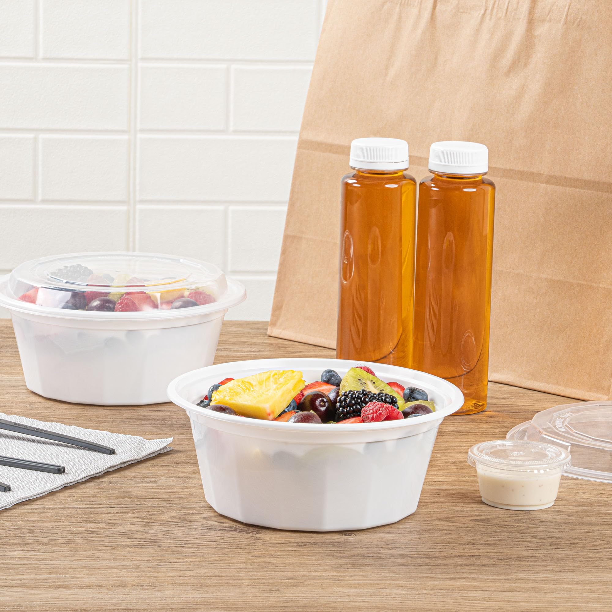 Restaurantware 100 Count Asporto Microwavable Collection Round PP To Go Box with Clear Lid