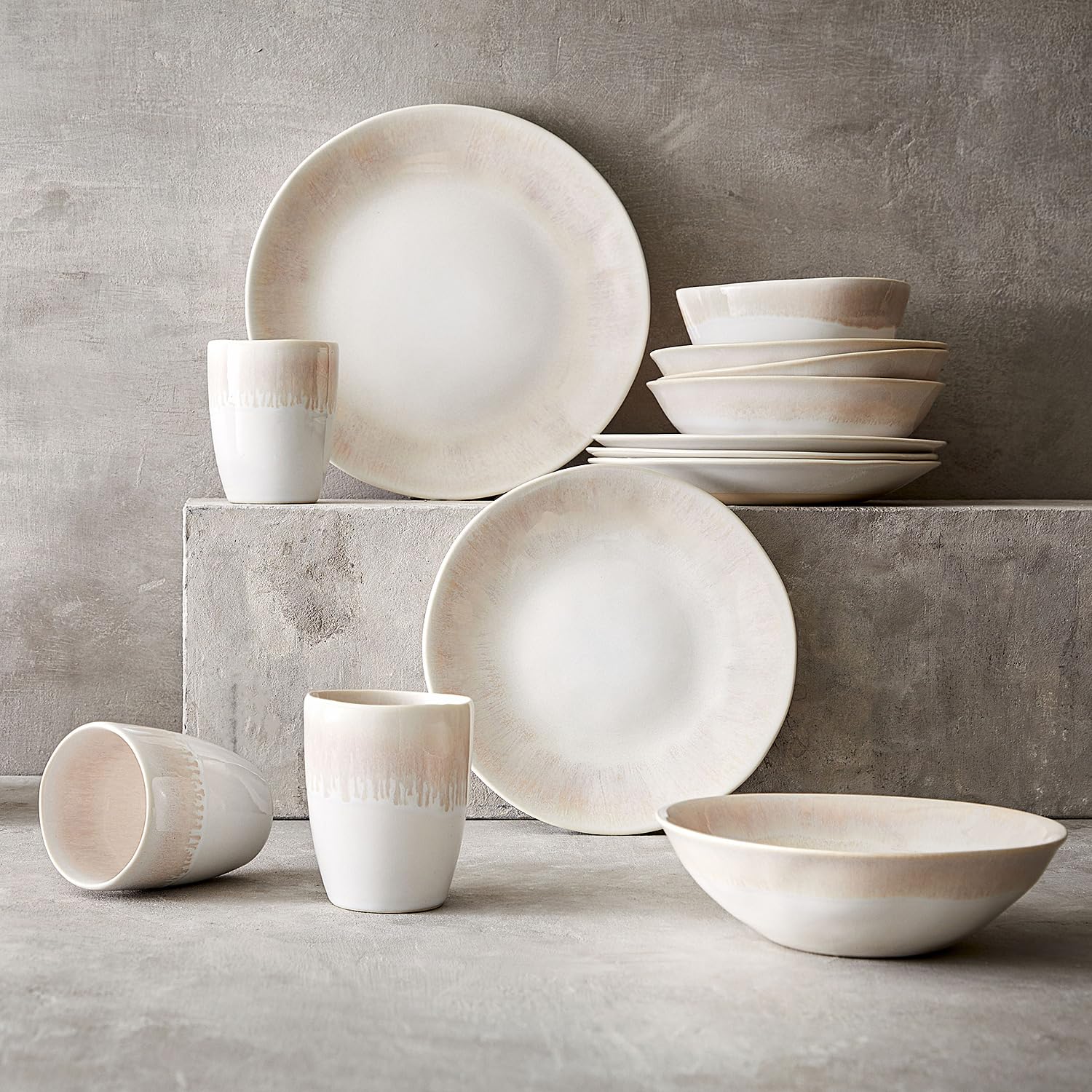 BUTLERS Geschirr-Set 12-tlg. für 4 Personen Steinzeug - ATLANTIS - | Farbe Beige - reaktive Glasur & Boho-Stil - spülmaschinenfest & mikrowellengeeignet - Schalen, Frühstücksteller, Essteller