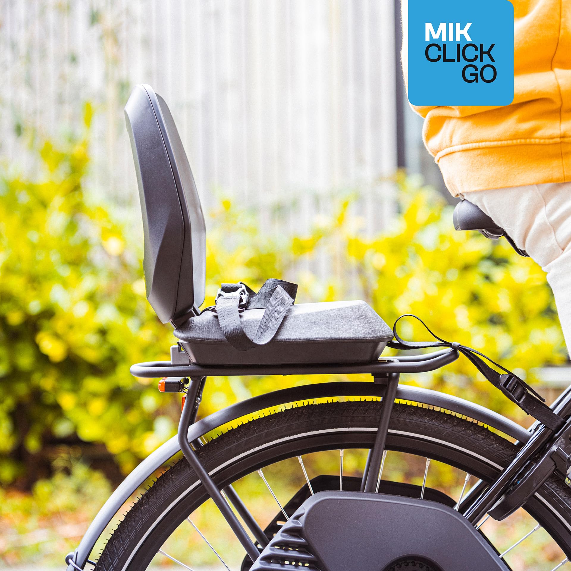 BOBIKE 8011900001 - Seggiolino Posteriore Bici con Portapacchi MIK-HD One Junior,per Bambini dai 6 Anni fino a 27 kg, Sicuro, Ergonomico, Pieghevole e Facile da Montare senza Attrezzi, Nero
