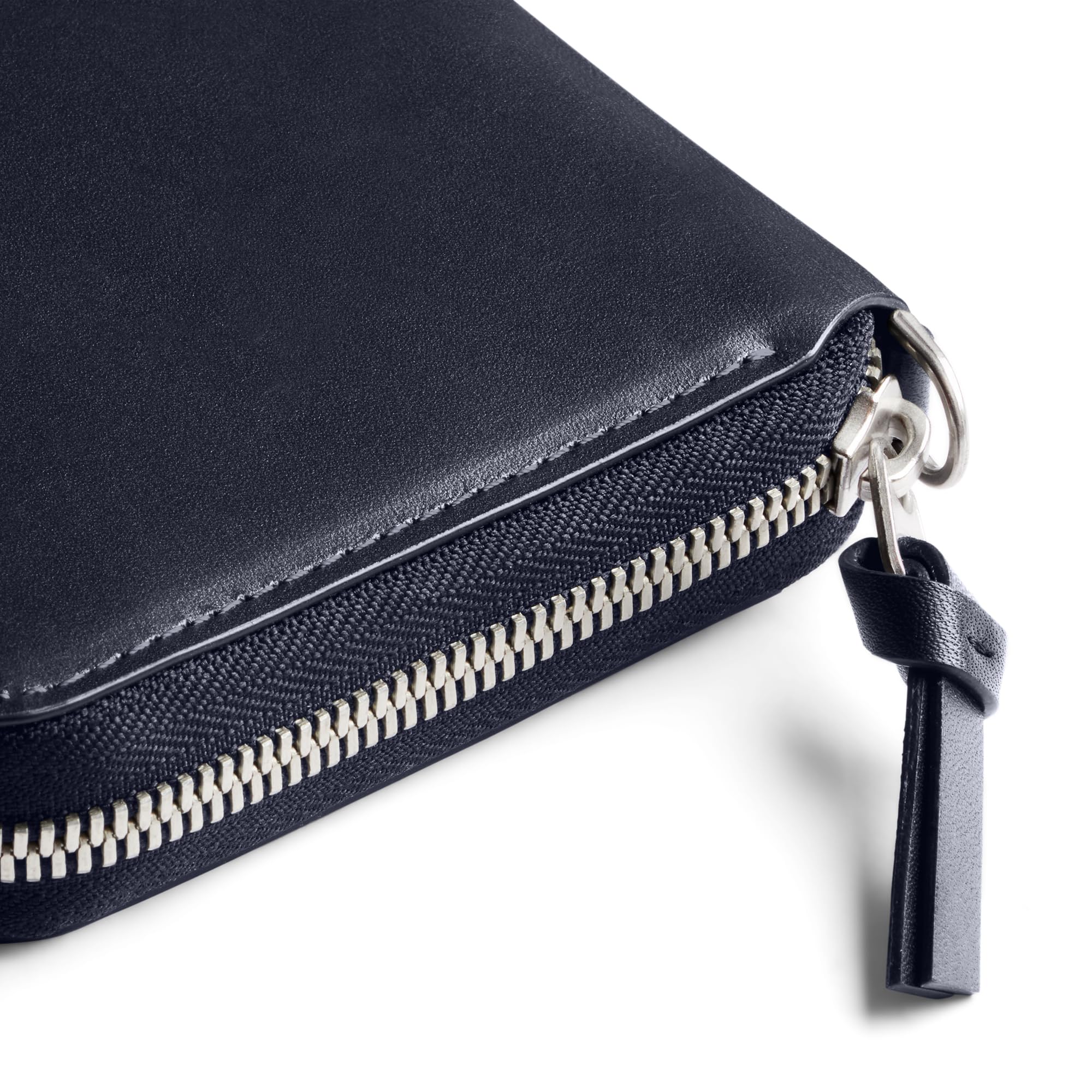Bellroy Folio Wallet, Clutch Compacto de Piel - Navy