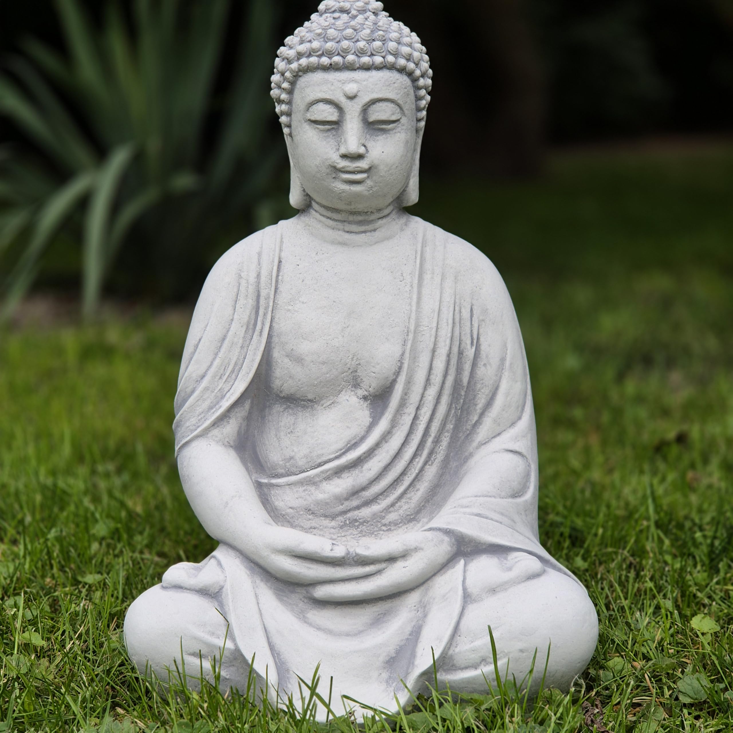 FABRIQ Statua decorativa da giardino in pietra artificiale, grande Buddha meditante, grigio, pietra artificiale, resistente al gelo, calma, massiccia, L: 20 cm, W: 24,5 cm, H: 38