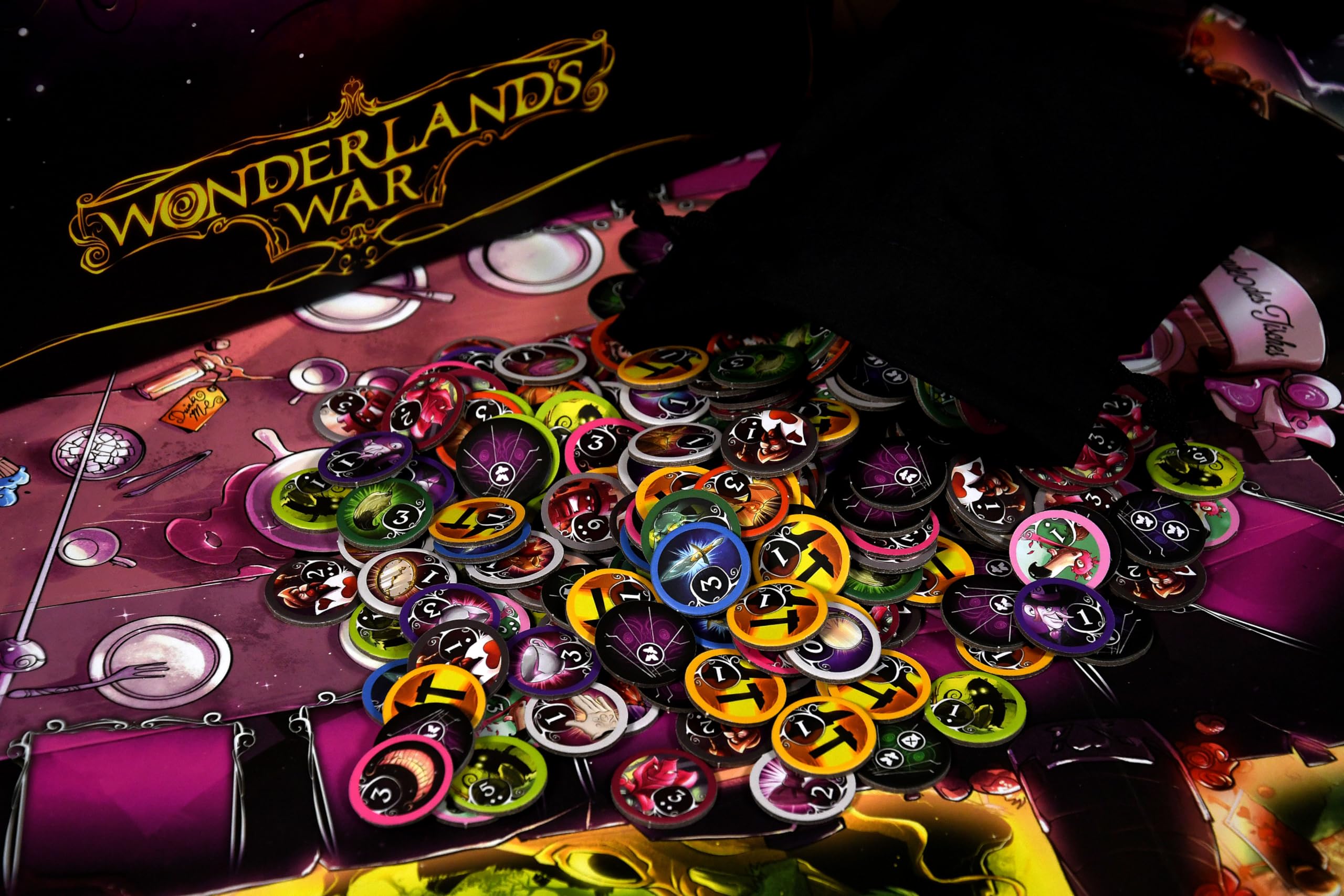 Mirakulus | Wonderlands War | Brettspiel für 1-5 Spieler | Deutsch