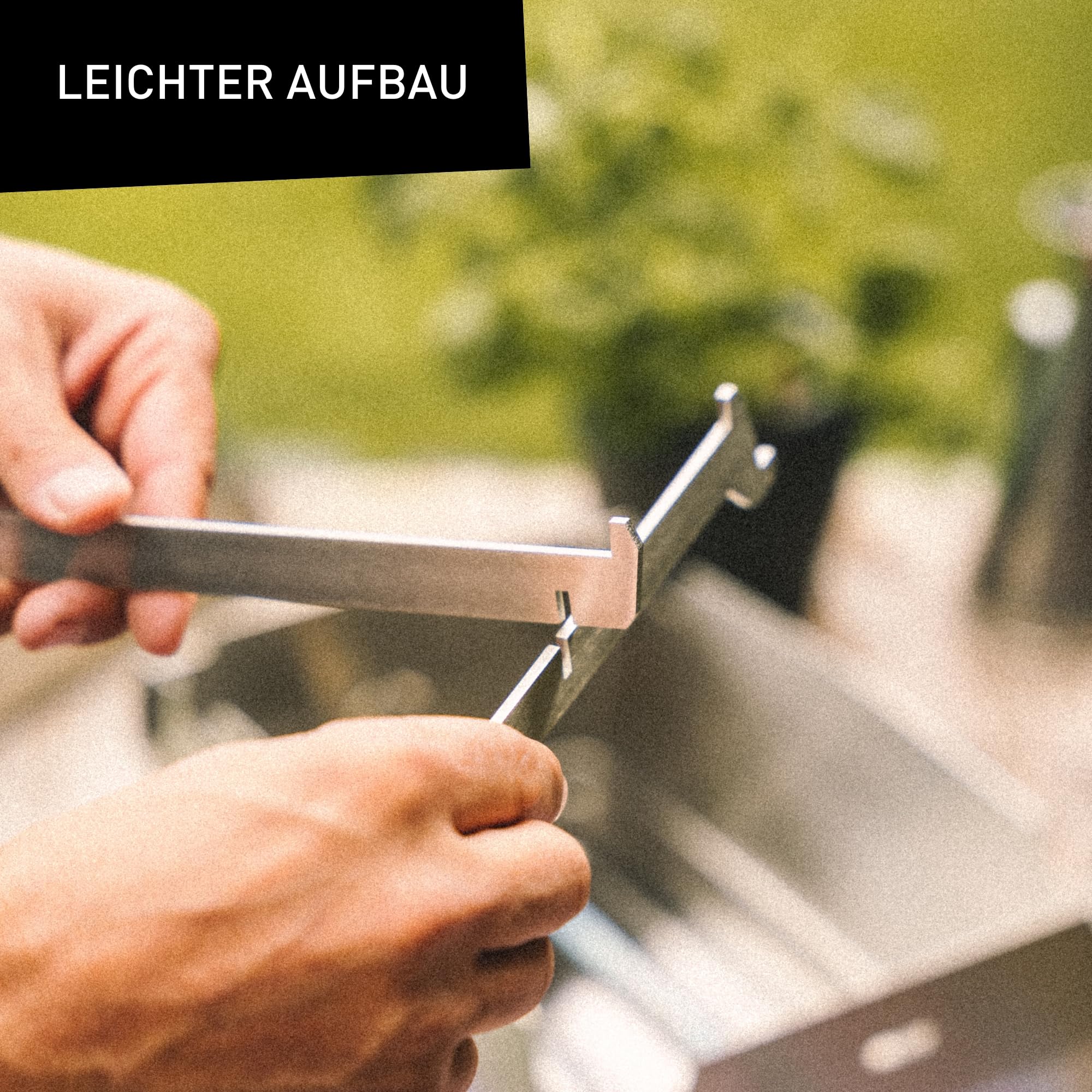 SKOTTI Stone, Pizzastein inkl. Edelstahl-Halterung für SKOTTI Grill, ideal für knusprige Backergebnisse - Skotti Grill Zubehör