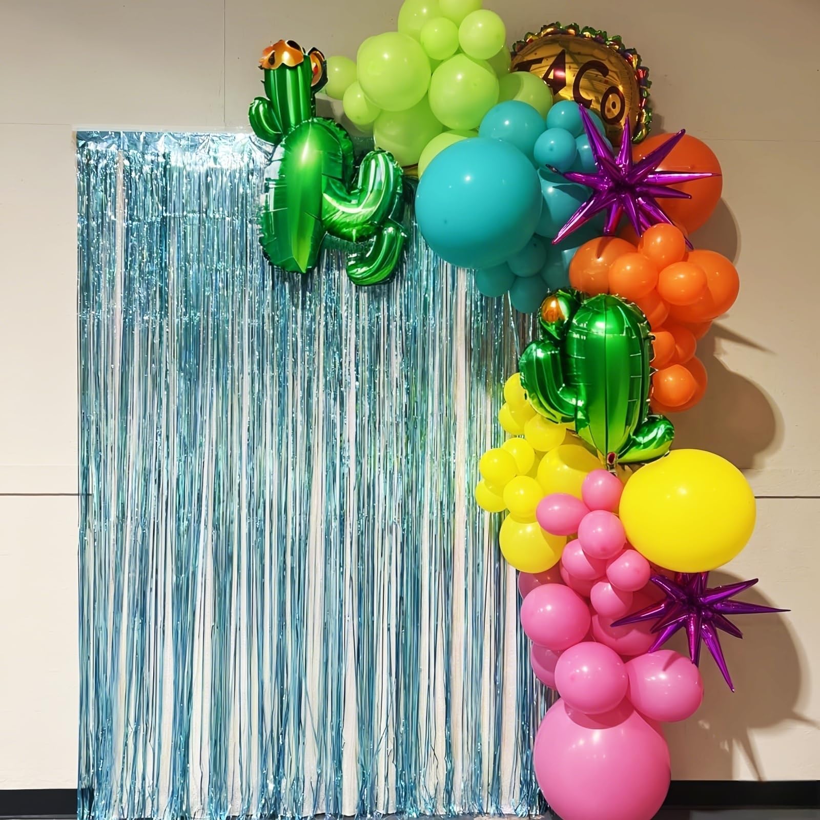 Fiesta Zestaw łuku balonowego, 100 szt. meksykańskiej fiesty, dekoracje imprezowe z balonami foliowymi z lamą Sombrero, tęczowa girlanda balonowa, do Cinco De Mayo, Taco, na dwa dni, urodziny,