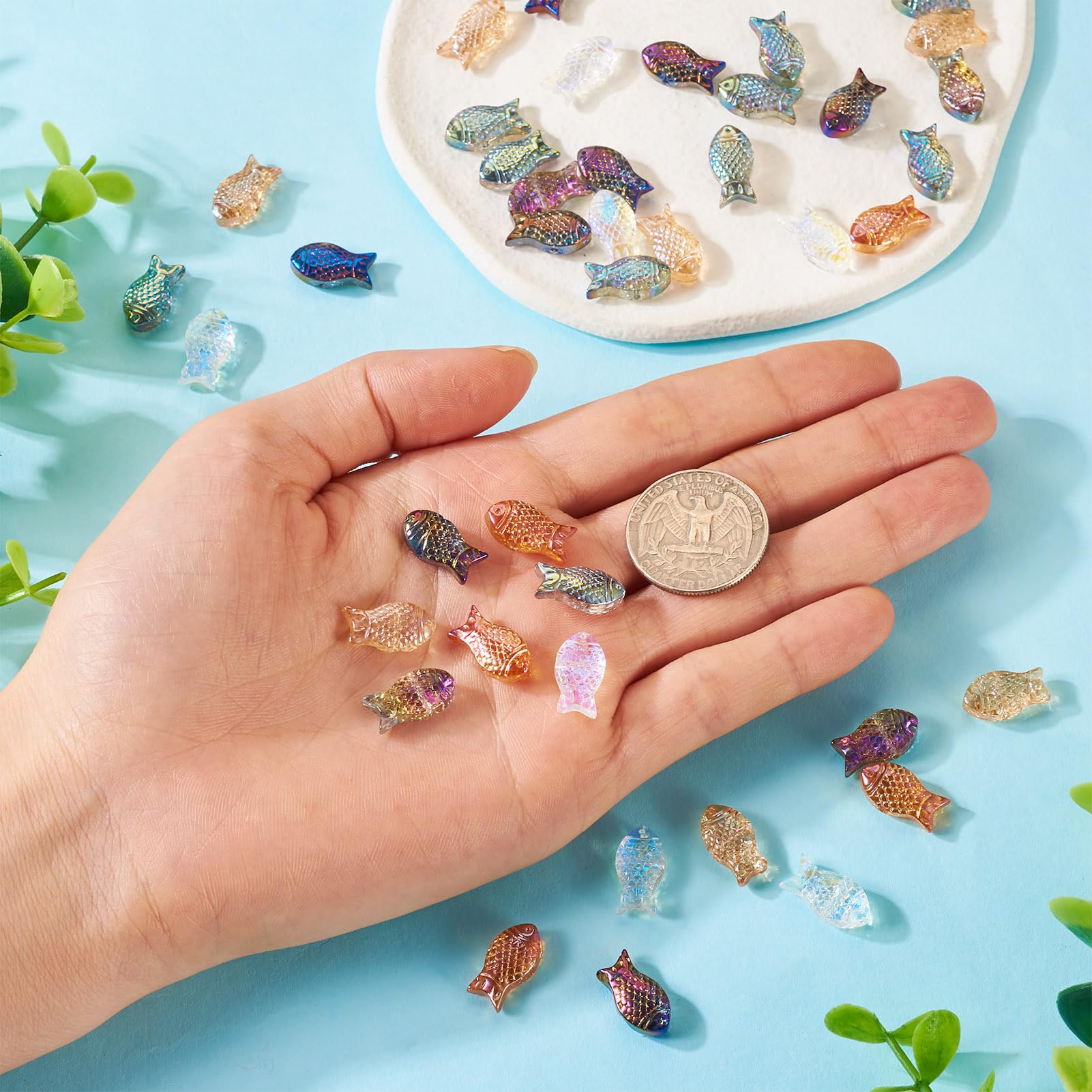 Amazon.co.jp: Magibeads 60個 ガラス魚ビーズ 6色 クリア 海 ガラス