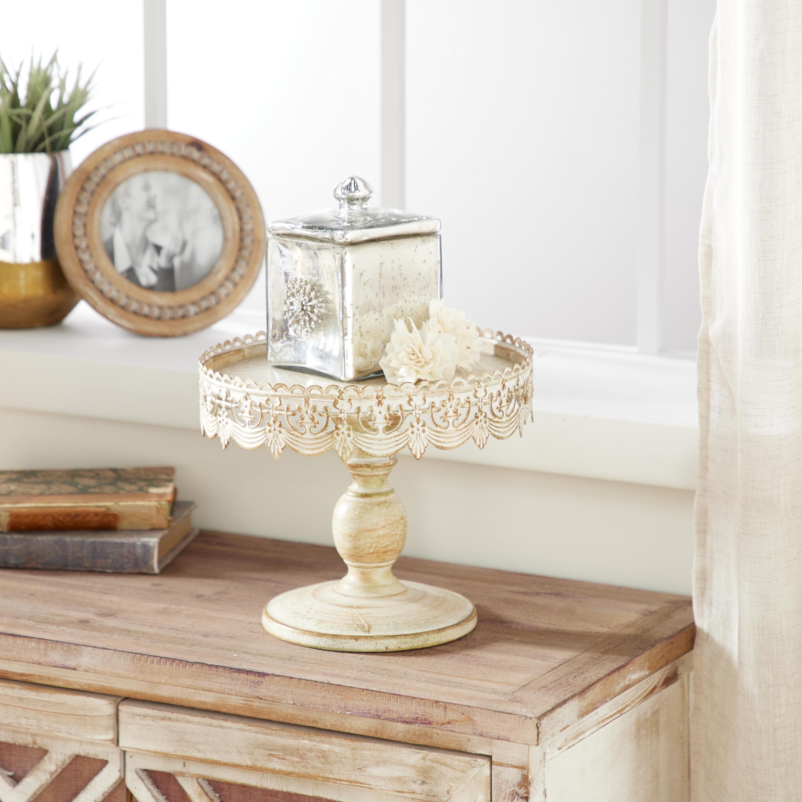Deco 79 Traditional Style Decorative Cake Stand