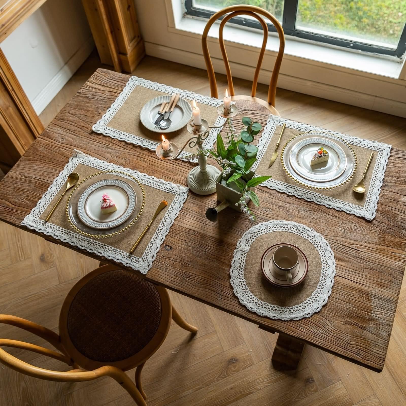 Tischsets Stoff Linum 6er Set, Platzsets Esstisch 30x45cm Einfarbige Blumenspitze Braun Beige