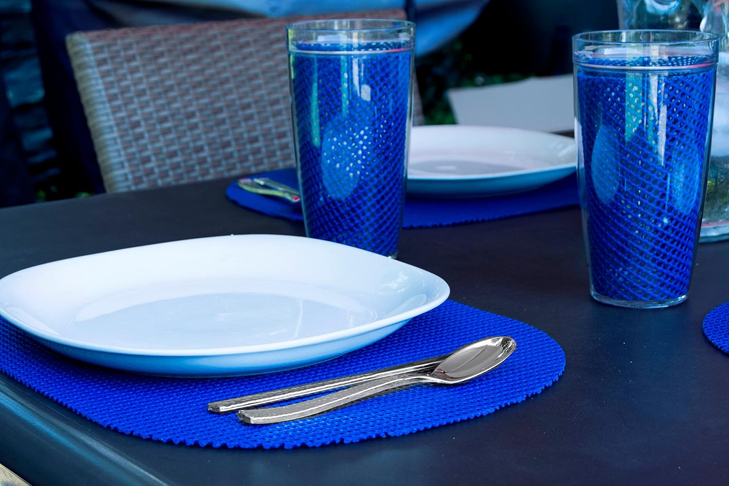 Kraftware Fishnet Oval Placemat for Any Outdoor Table, Blue, Set of 6, Small