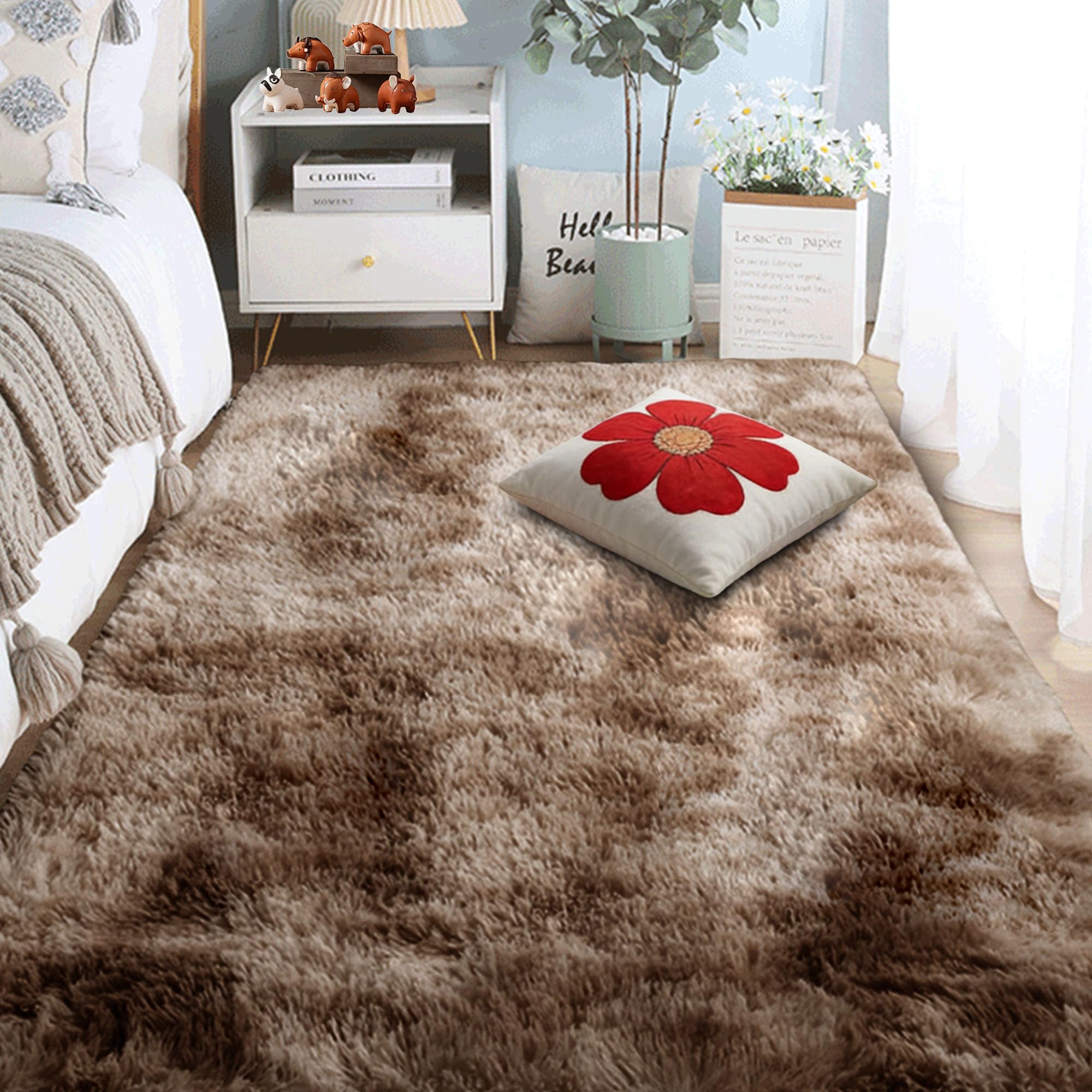 Tapis chambre moderne antidérapant marron pour éviter les glissades sur le sol du salon