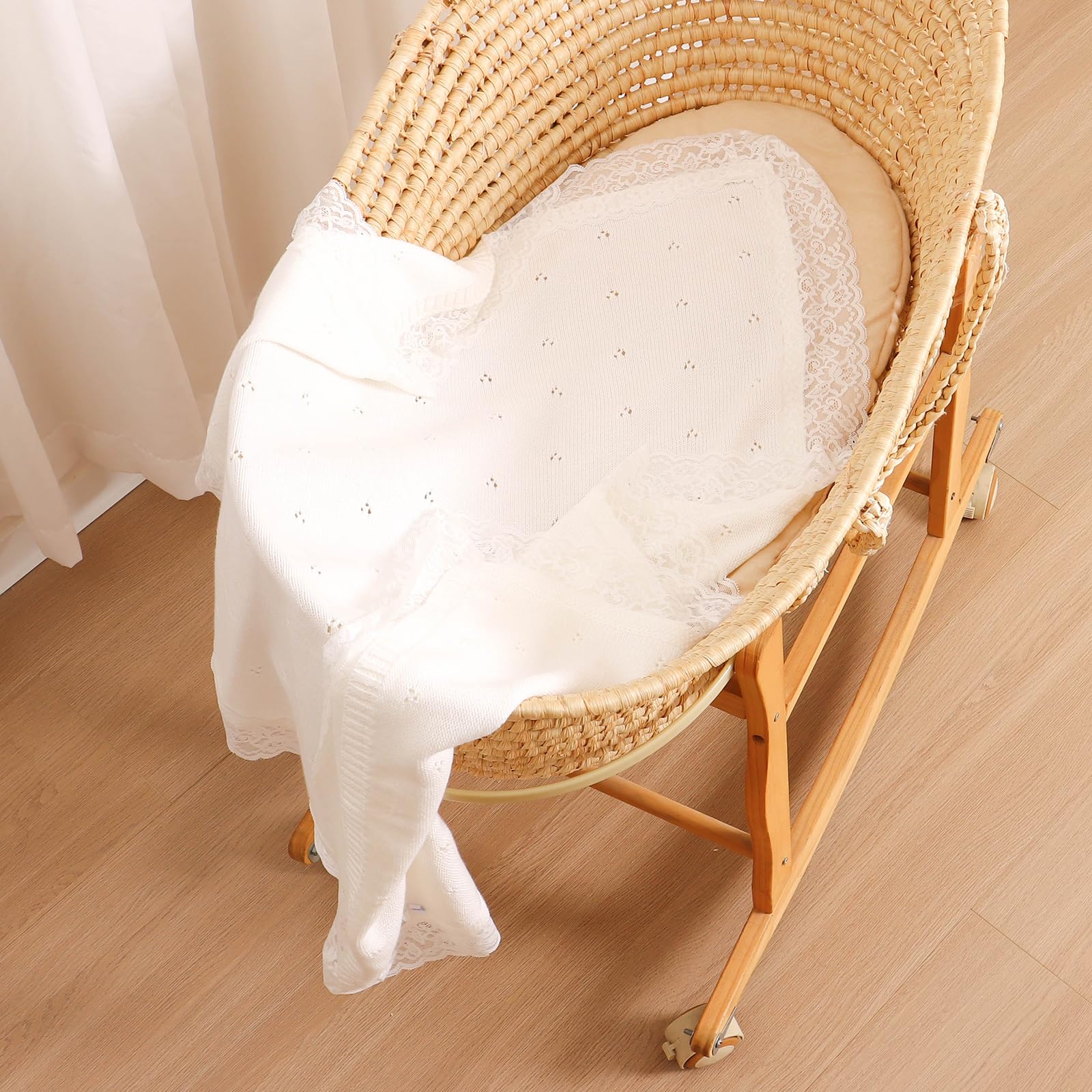 Hadetoto Coperta per neonati in morbido cotone lavorato a maglia all'uncinetto, coperta cellulare essenziale per neonati, ragazze e ragazzi, 82 x 102 cm (bianco)