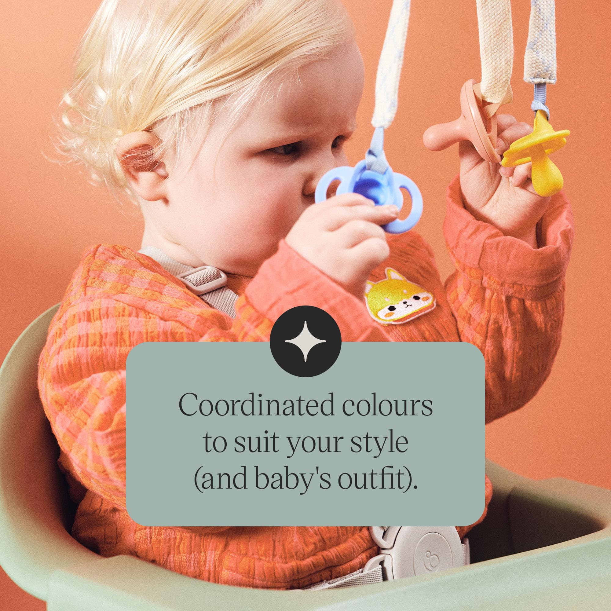 Tommee Tippee Comforter Clip, 0+ Months, 1 Pack, Organic Cotton, Compatible with Any Soother, Loop-on Design, Natural Beech Wood and Stainless Steel Soother Clip, Blue — view 8