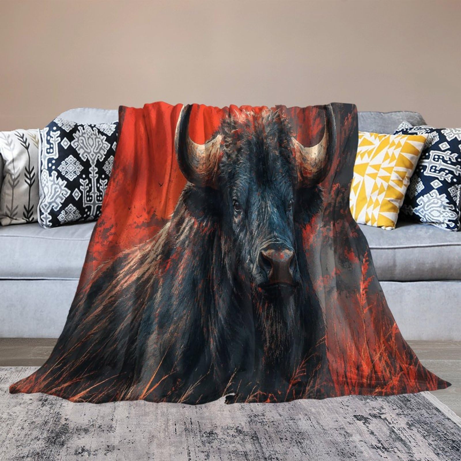 Dramatic Buffalo Portrait with Red Accents Kuscheldecke für Zuhause