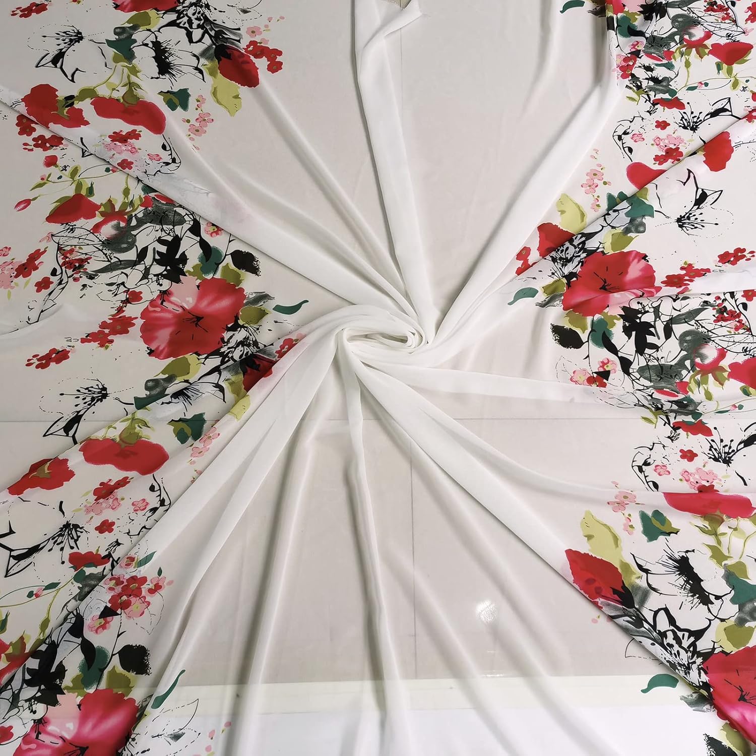 100cm * 148cm Natural White Flower Positional Print Chiffon Fabric Digital Print 75D Chiffon Material Evening Dress Scarf Fashion Sewing Material (2 Meters)