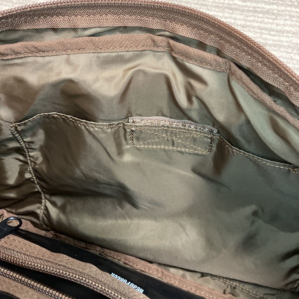 Amazon.co.jp: レア！廃盤超ヘッドポーターヒョウ柄半円ショルダー