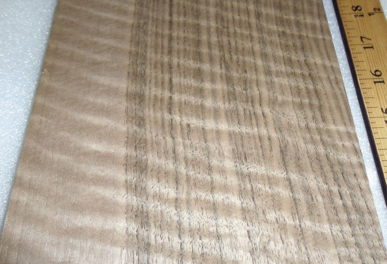 Walnut Figured Wood Veneer 6" x 32" raw no Backing AA Quality 1/42" Thickness