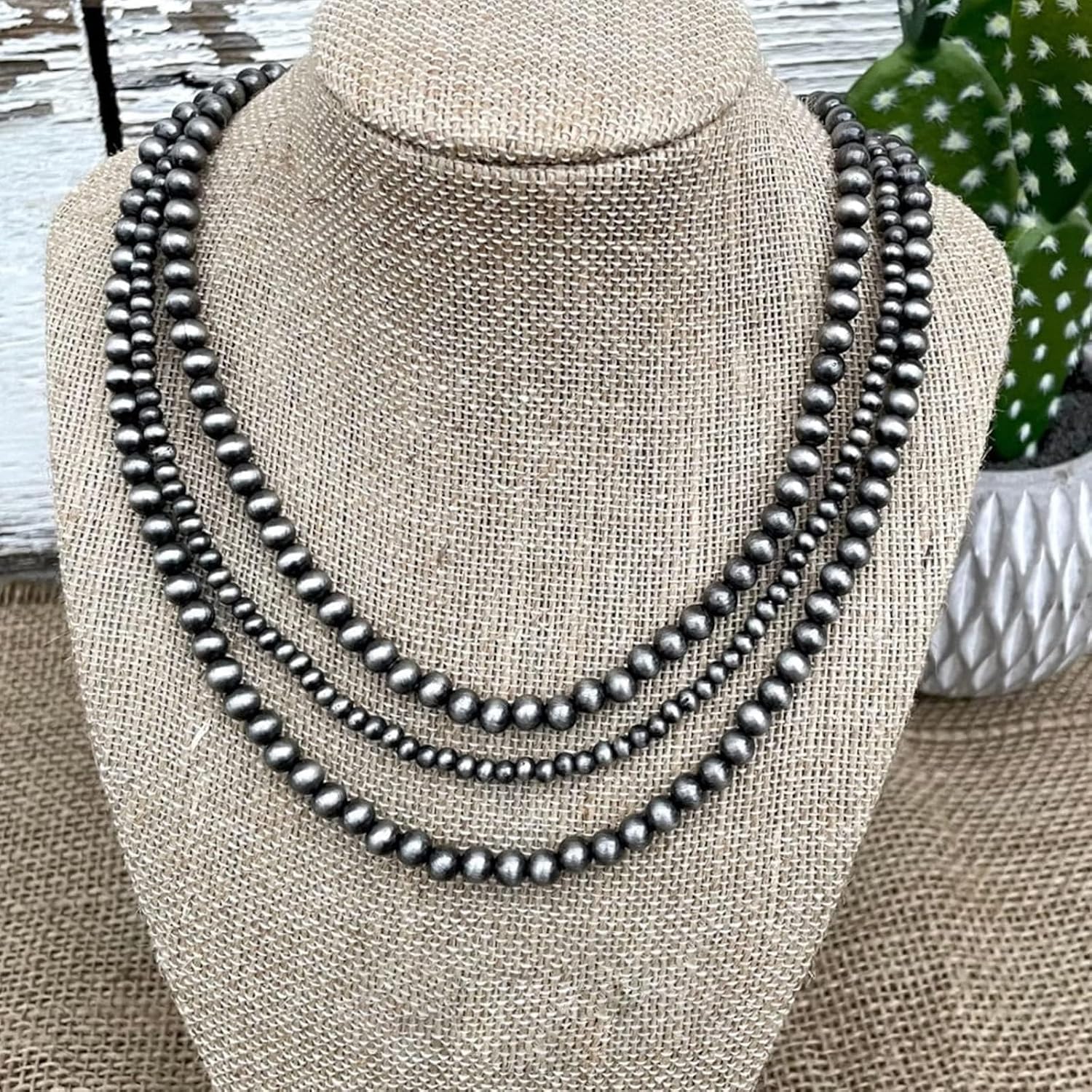 Navajo Pearl Necklace Western Jewelry for Women Boho Layered Beaded Necklaces Country Concert Outfits Accessories