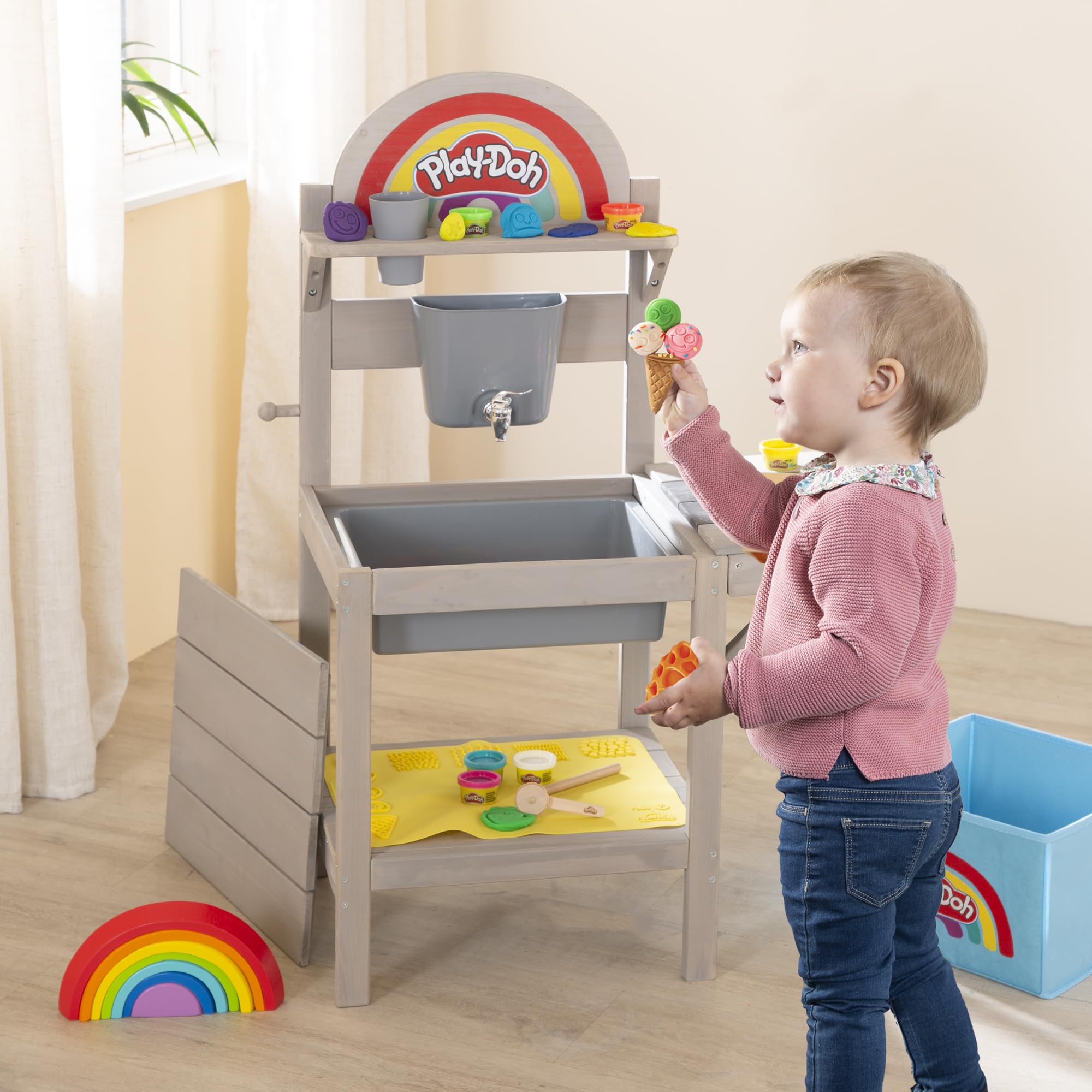 roba x Play-Doh Spielküche aus FSC-zertifiziertem Holz - Inkl. 3D-Kreativmatte, 6 Knetdosen, Werkzeugen, Aufbewahrungsbox & Spielwanne - Ideal für Indoor & Outdoor - Ab 3 Jahren