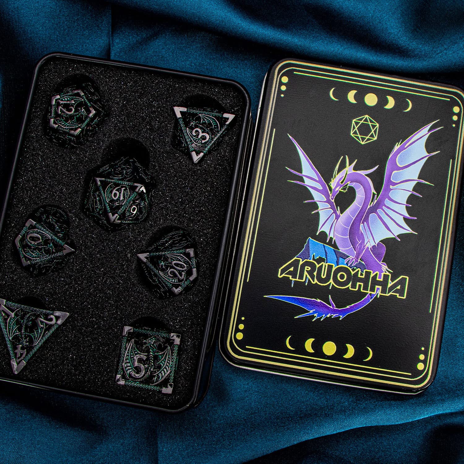 ARUOHHA Lot de 7 dés DND creux en métal noir et vert avec boîte cadeau, dés D et D pour jeux de rôle, Donjons polyédriques D20 D12 D10 D8 D6 D4