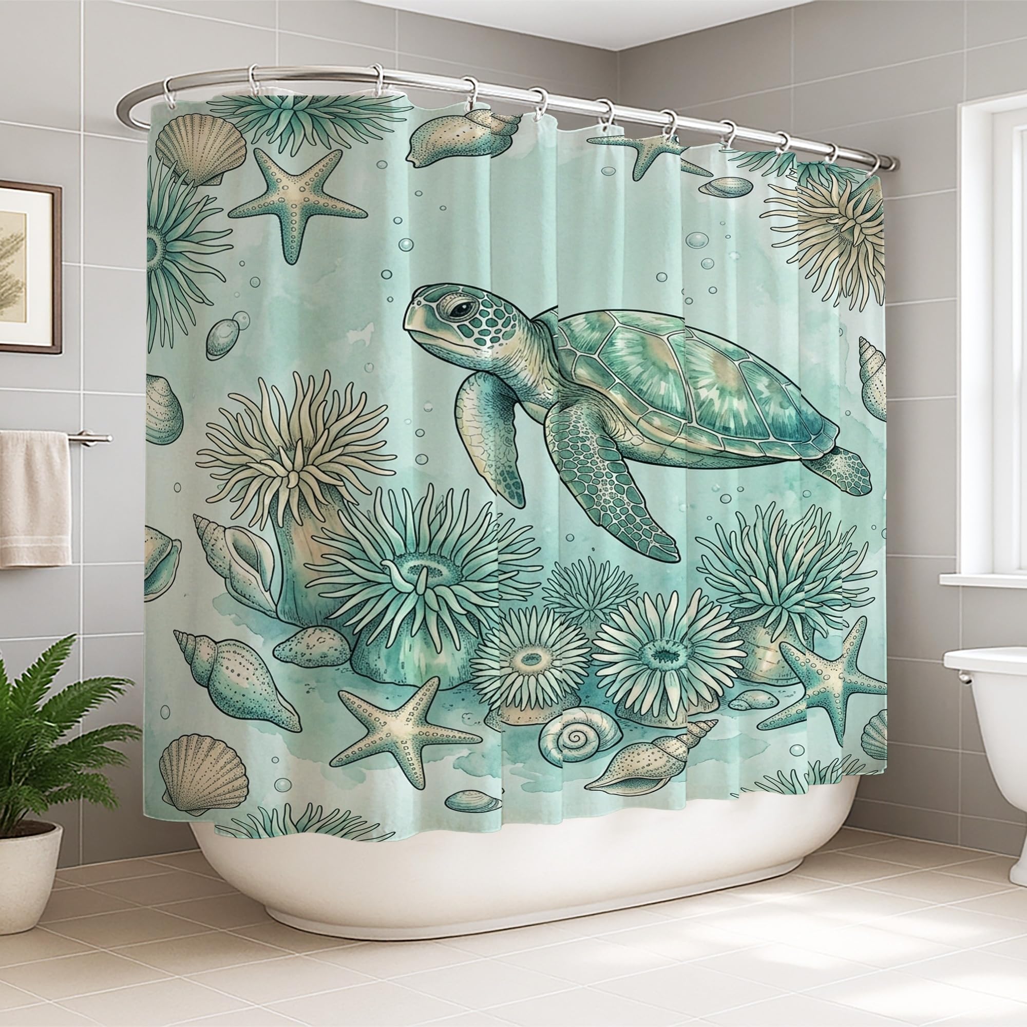 Rideau de douche turquoise pour salle de bain d'appartement décor océan et coquillages