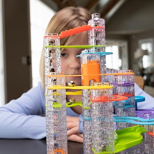 Miniatura 3 de Fat Brain Toys Trestle Trestle Tracks - Juego de carreras de mármol de lujo, pista modular de mármol de 124 piezas, juguetes para niños, juego de