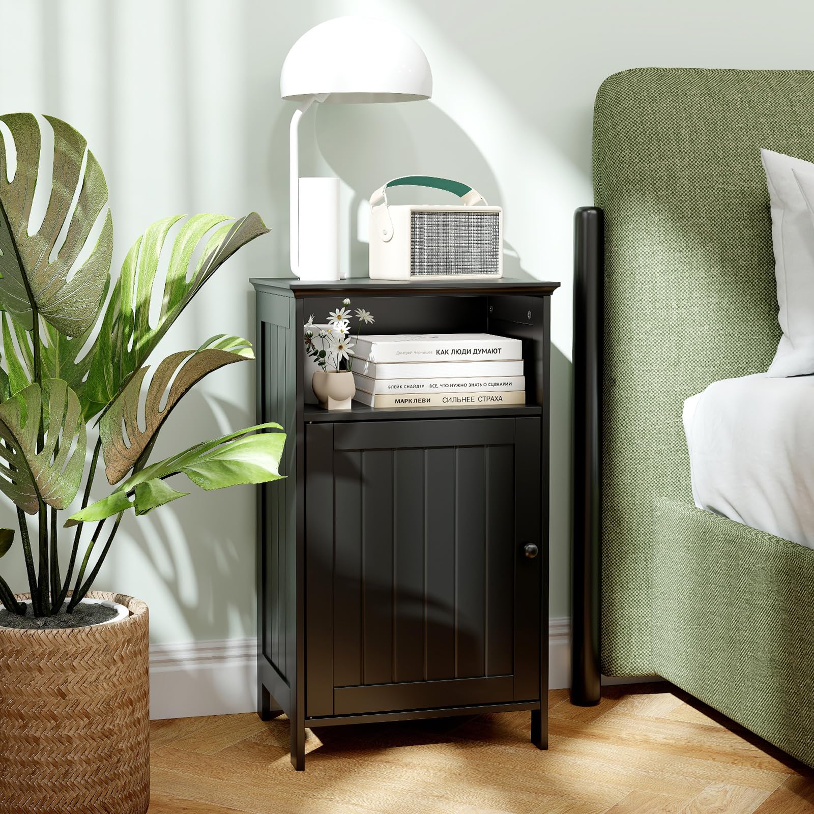 COSTWAY Badezimmerschrank, Badschrank mit Tür und verstellbarem Regal, Badezimmer Schrank freistehend, Aufbewahrungsschrank Holz für Badezimmer, Wohnzimmer, 40 x 30 x 70 cm (schwarz)