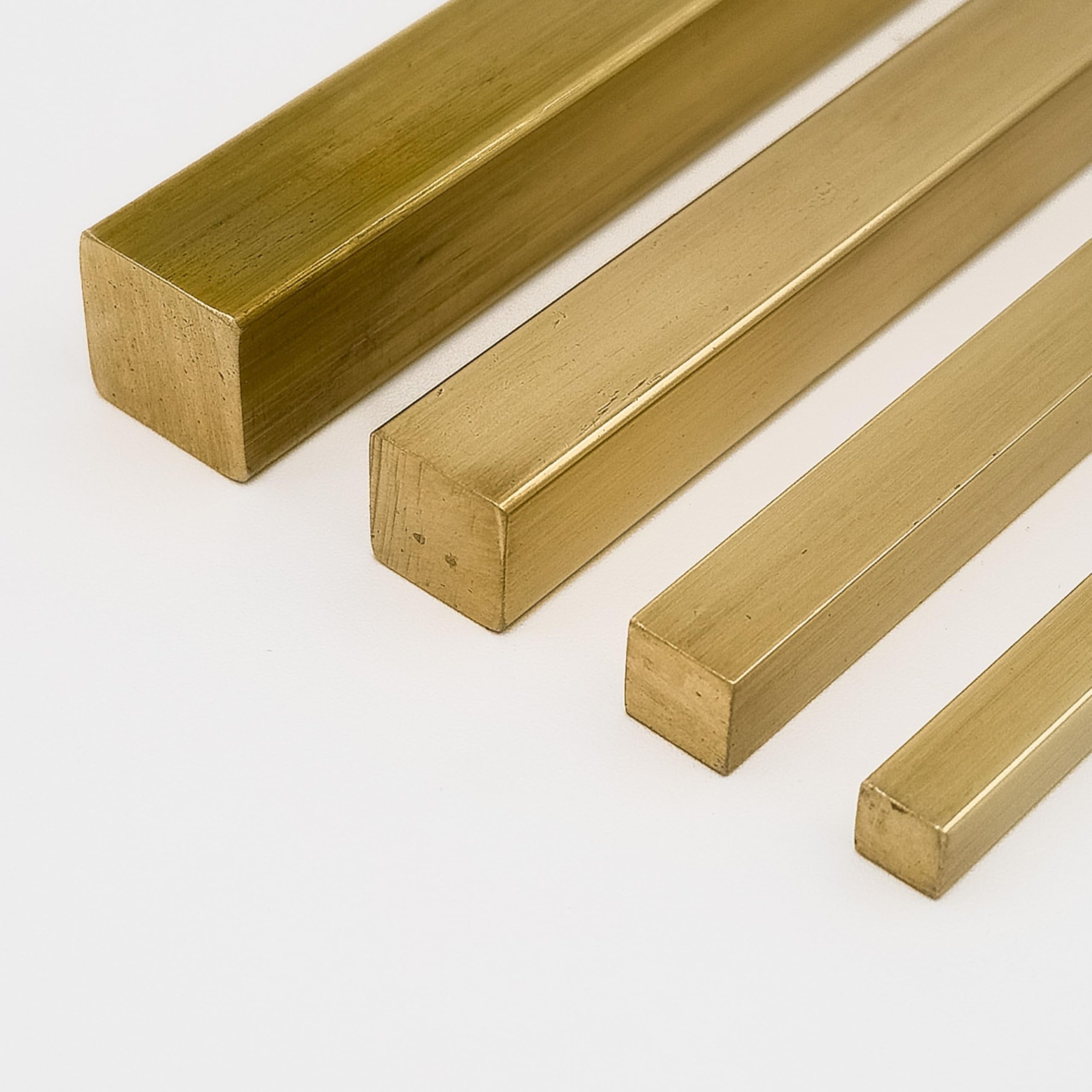 Barre en laiton Ms58 Profil carré, dimensions des bords 5-30 mm, longueur 50-2000 mm, laiton CW614N matériau complet, 4 pans 4 pans (longueur : 1000 mm = 100 cm, 8 x 8 mm)