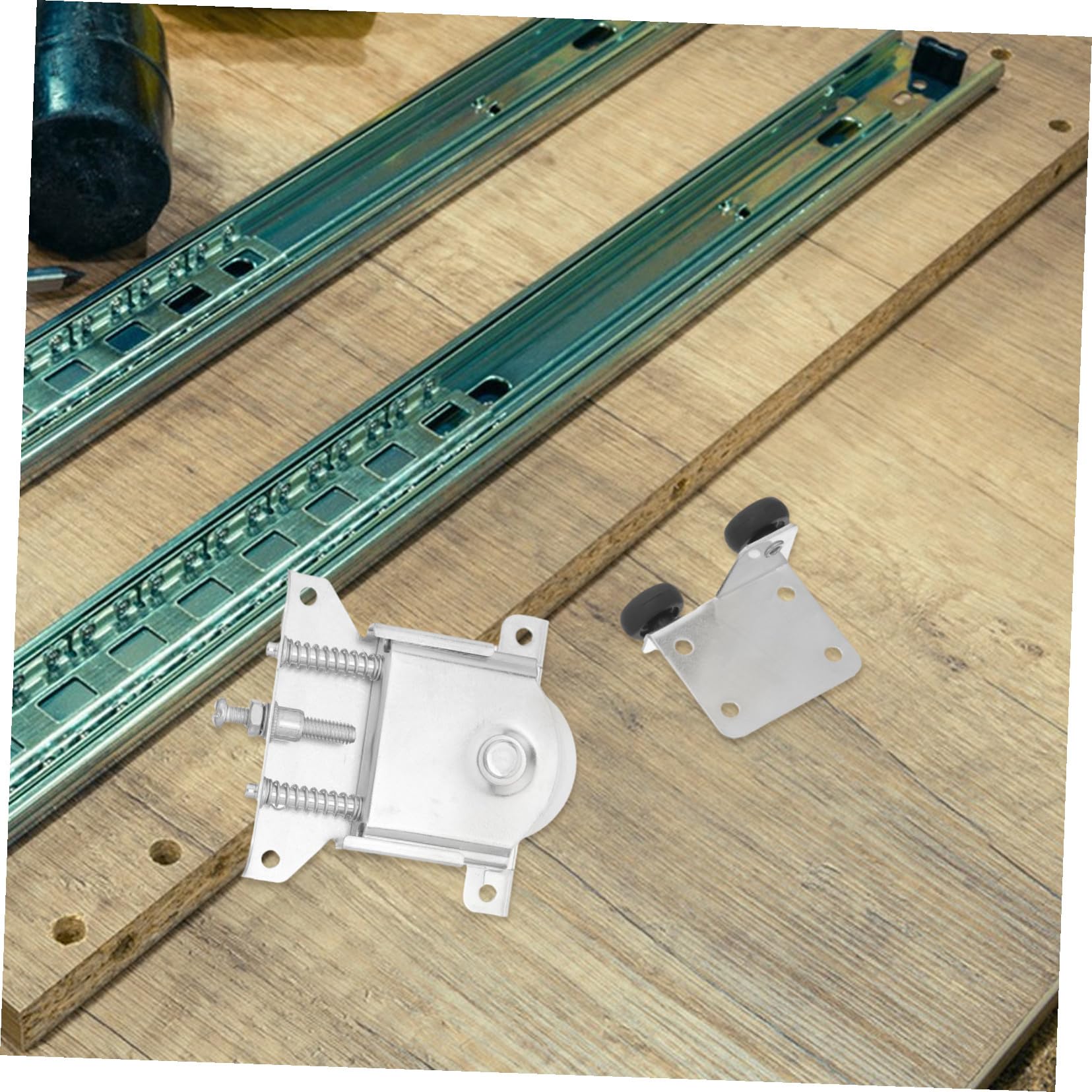 Rulli per porta scorrevole, ruote scorrevoli resistenti con cuscinetti a sfera, staffa di supporto regolabile, facile installazione per un funzionamento regolare, set da 4