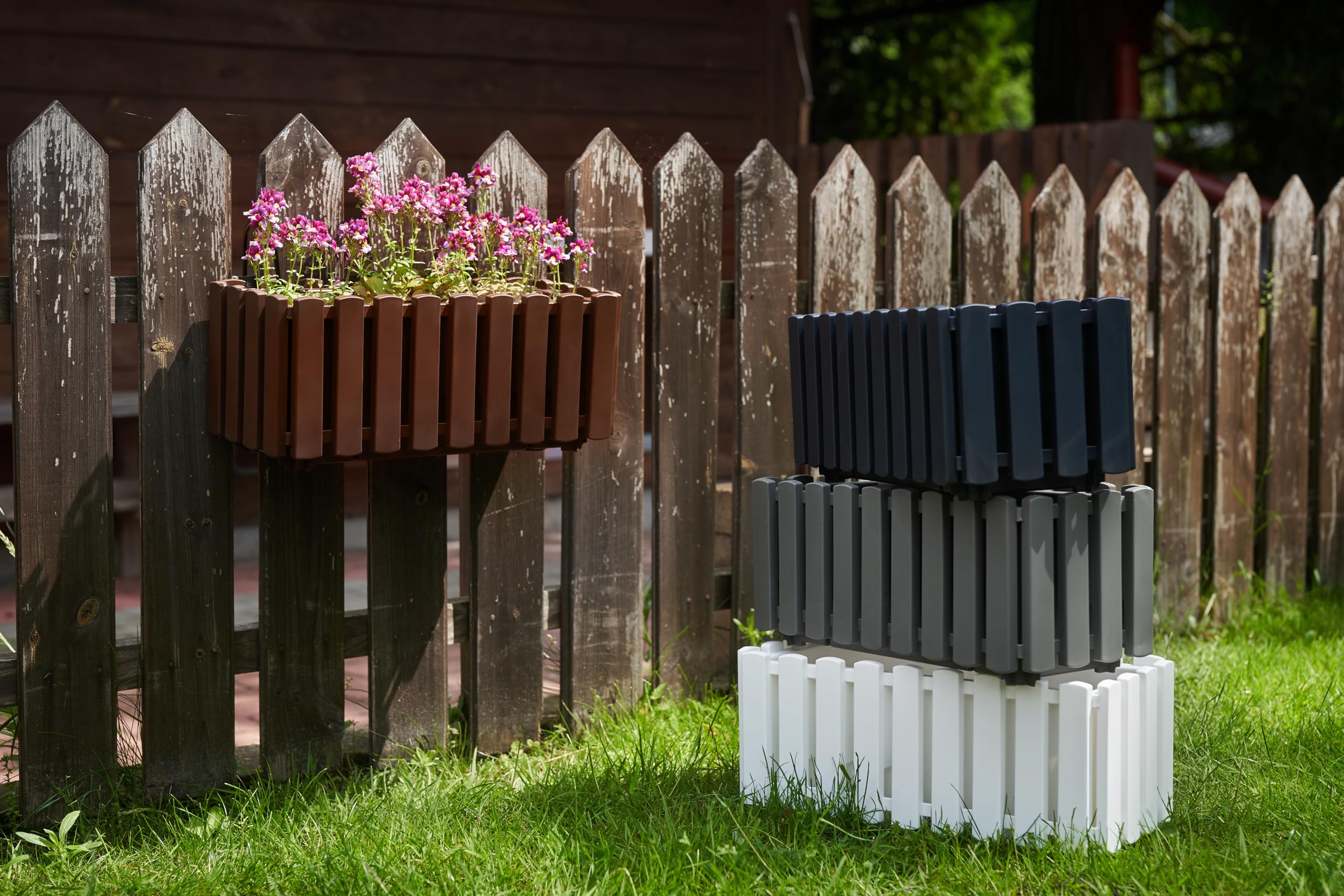 Tymar Blumenkasten mit Halterungen landhausstil, Balkonkasten lattenoptik, Pflanzkasten Landhaus, 2er-Pack, Garten, Balkon, Terrasse (Weiß, 40 cm)
