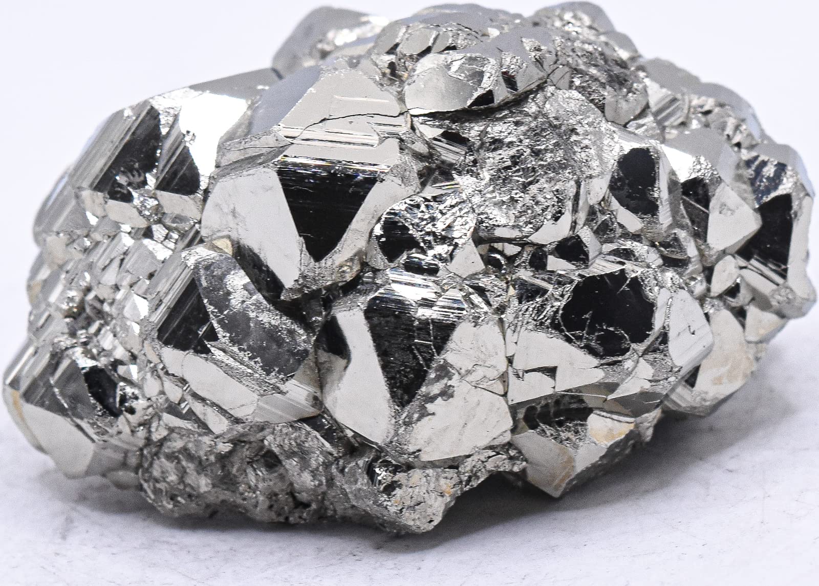 HQRP-Crystal245g 2.6" Iron Pyrite Cubes Cluster Rough Natural Sparkling Gemstone Crystal Mineral Geode Raw Décor Specimen - Peru