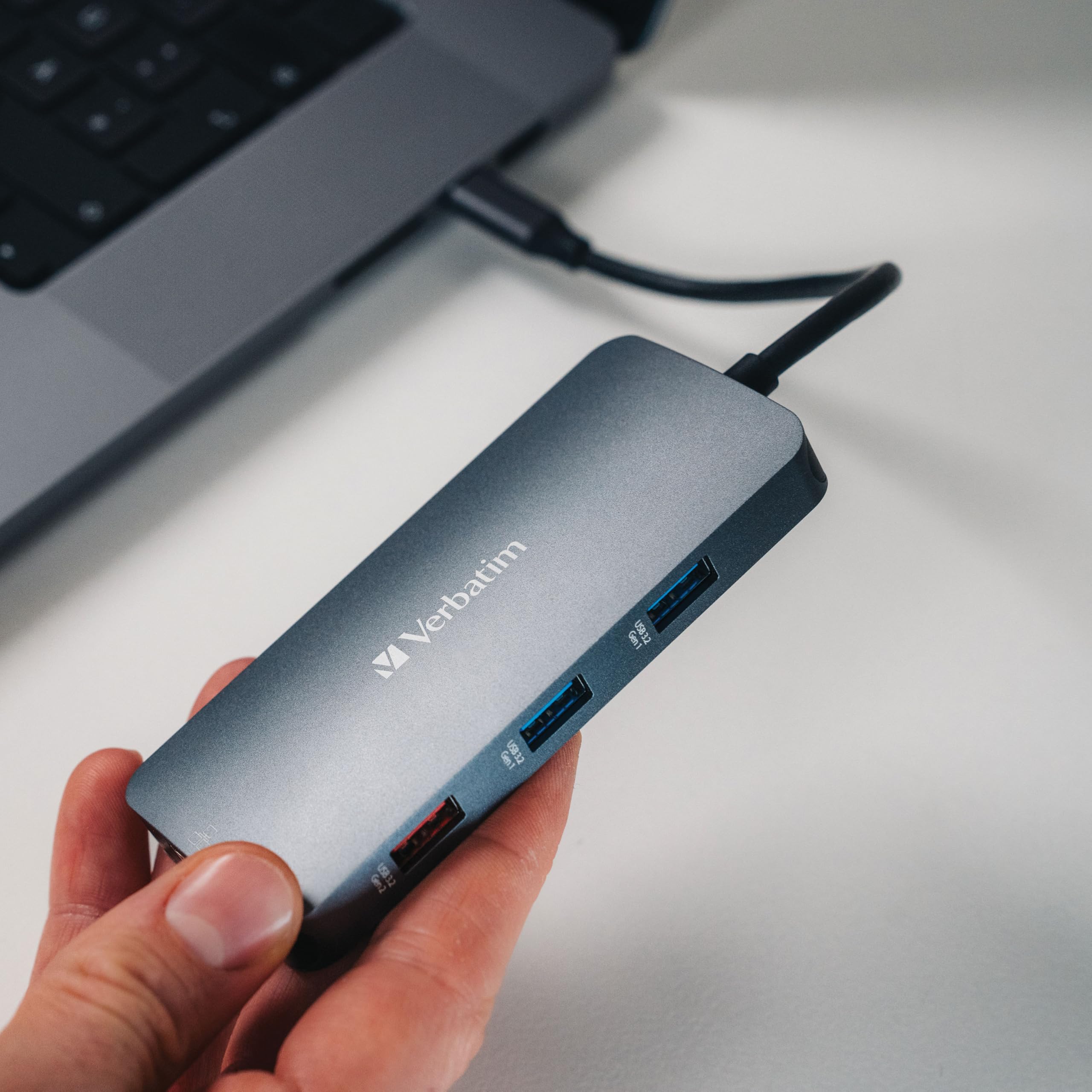 Verbatim Koncentrator USB C 9 w 1, adapter Multiport USB-C na HDMI, RJ45, USBA-A i USB-C, z czytnikiem kart SD, do Mac, MacBook Pro/Air, iPad Pro, Thinkpad, Windows Computer, Laptop i innych