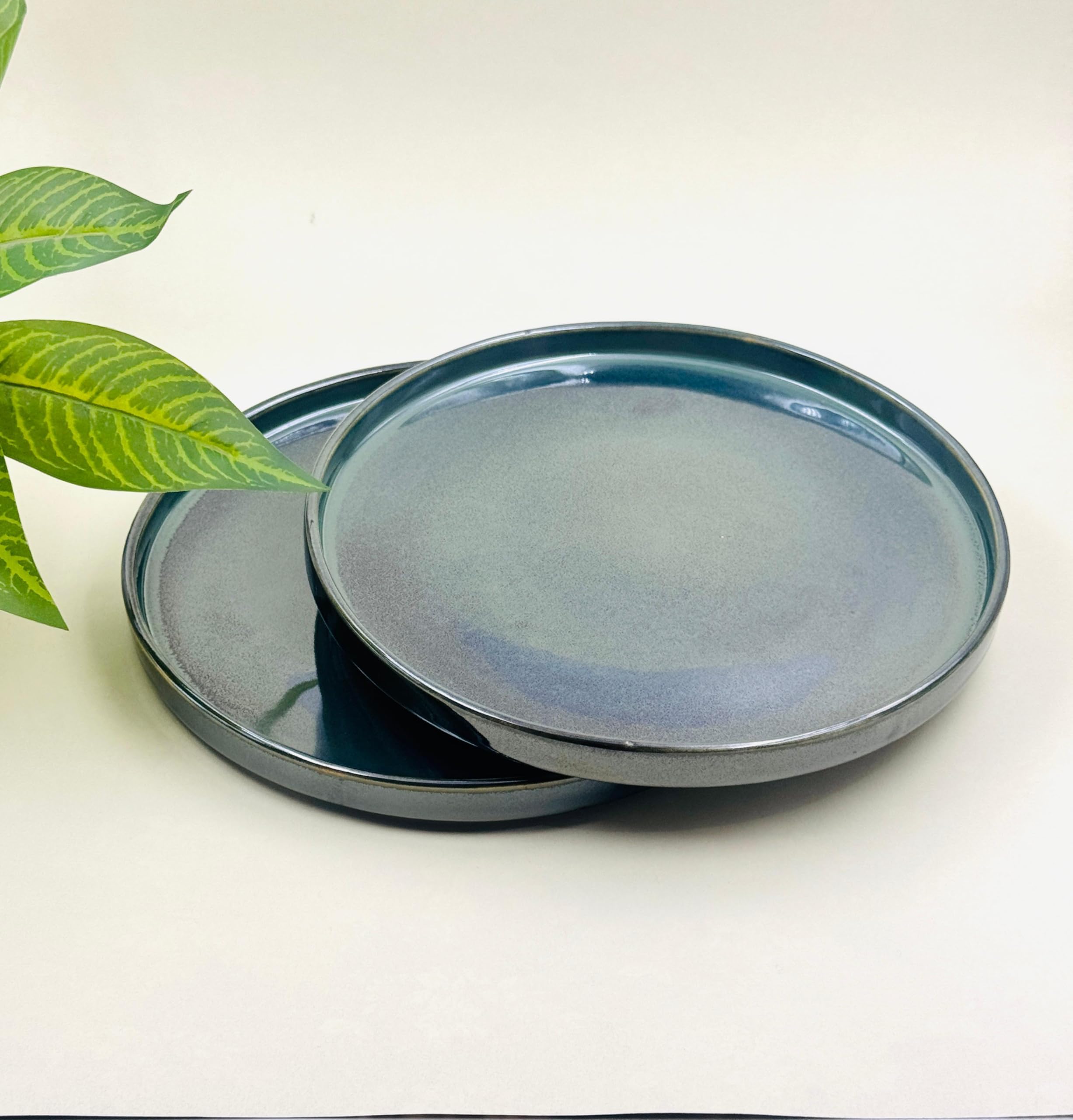 Lupaava Ceramic Dinner Plate (Green Glossy, 10 Inch)