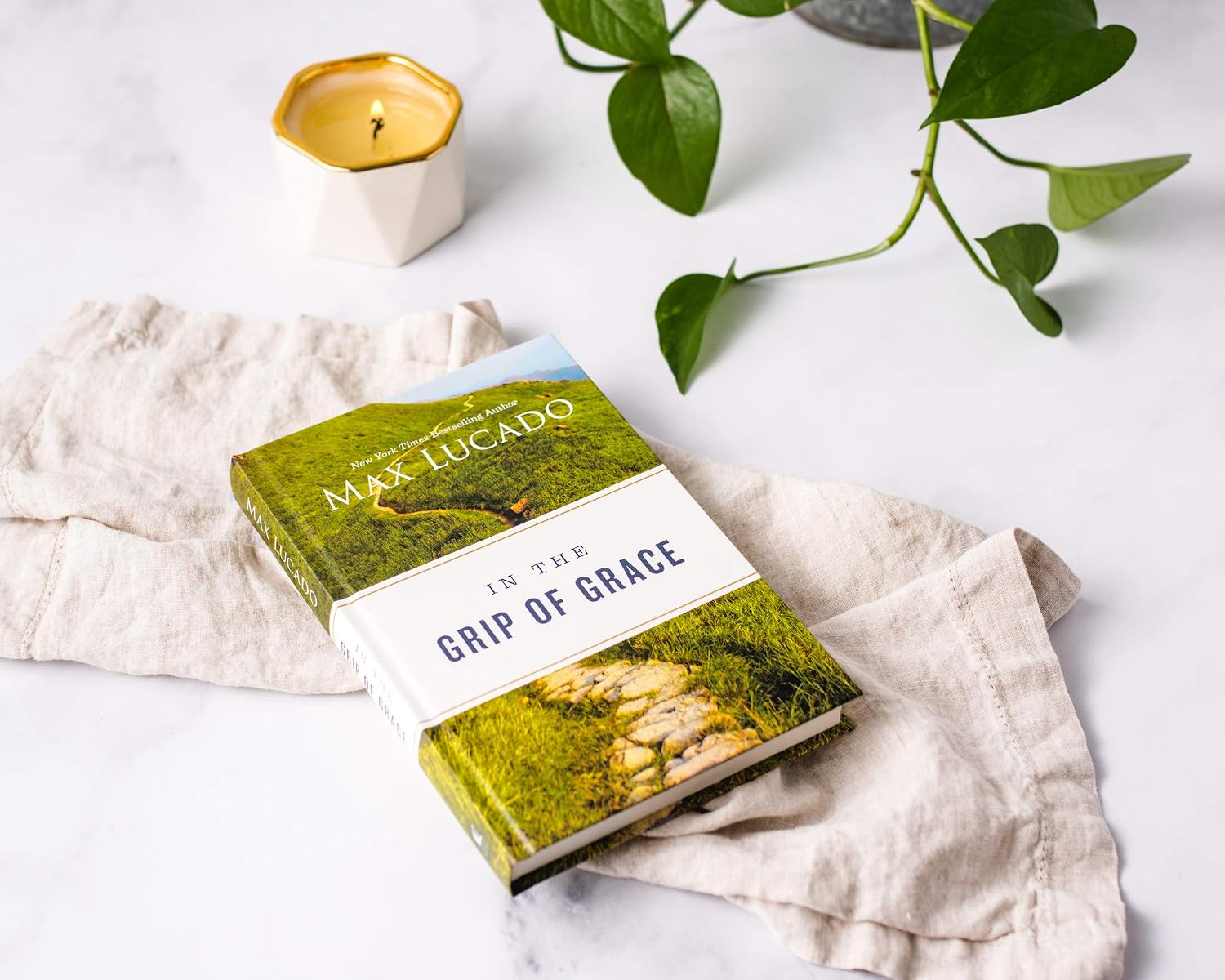 In the Grip of Grace: Letting Go of Self-Sufficiency and Discovering the Unending Gift of God's Grace
