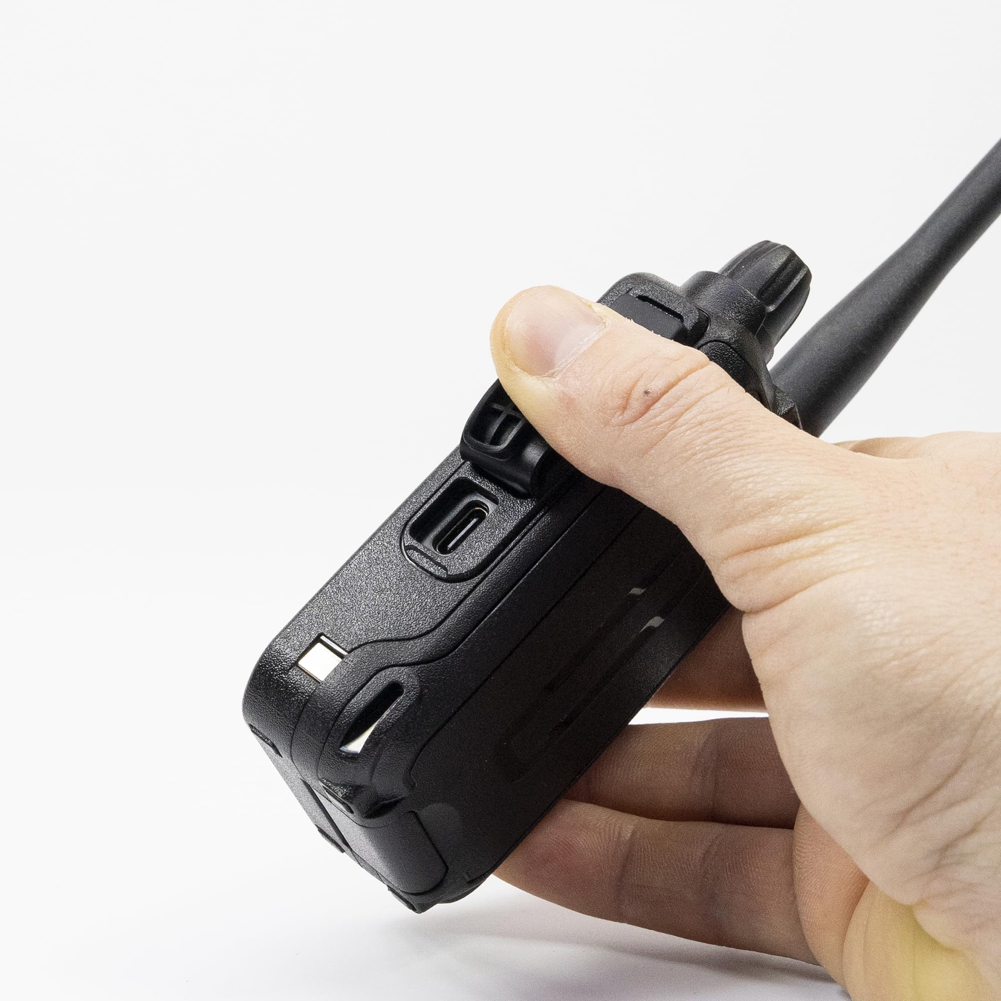 Portable Radio Station PNI PMR R45 Pro 446MHz, 0.5W, 99 programmable Channels, 16 PMR and 38 CTCSS and 104 DCS Tones, 5-Level Squelch, VOX, Tot, BCL, Scan, Roger Beep