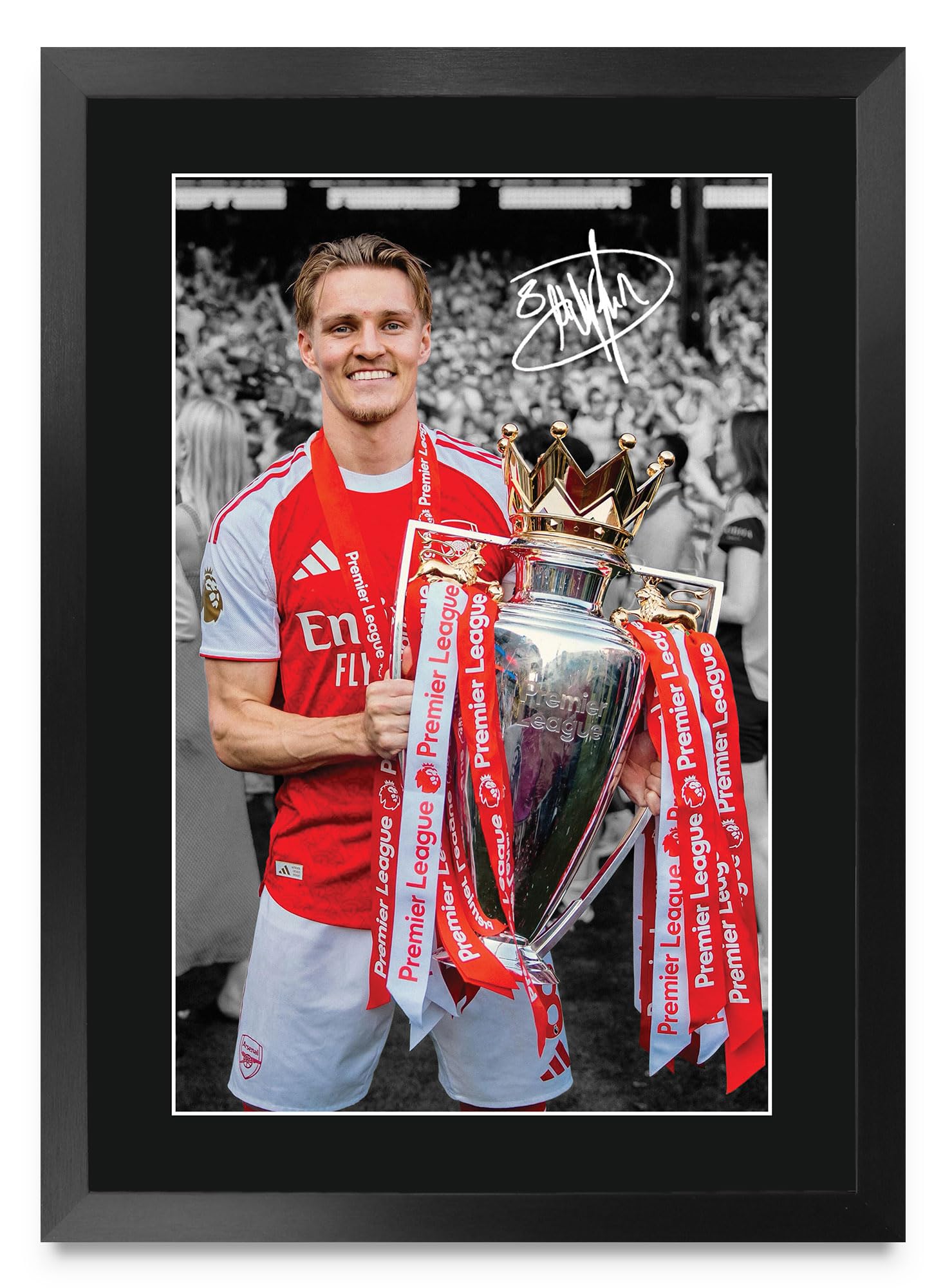 HWC Trading Martin Odegaard Arsenal Winners Gifts Printed Signed Autograph Picture for Football Fans and Supporters - A3 Framed (ID-009347)