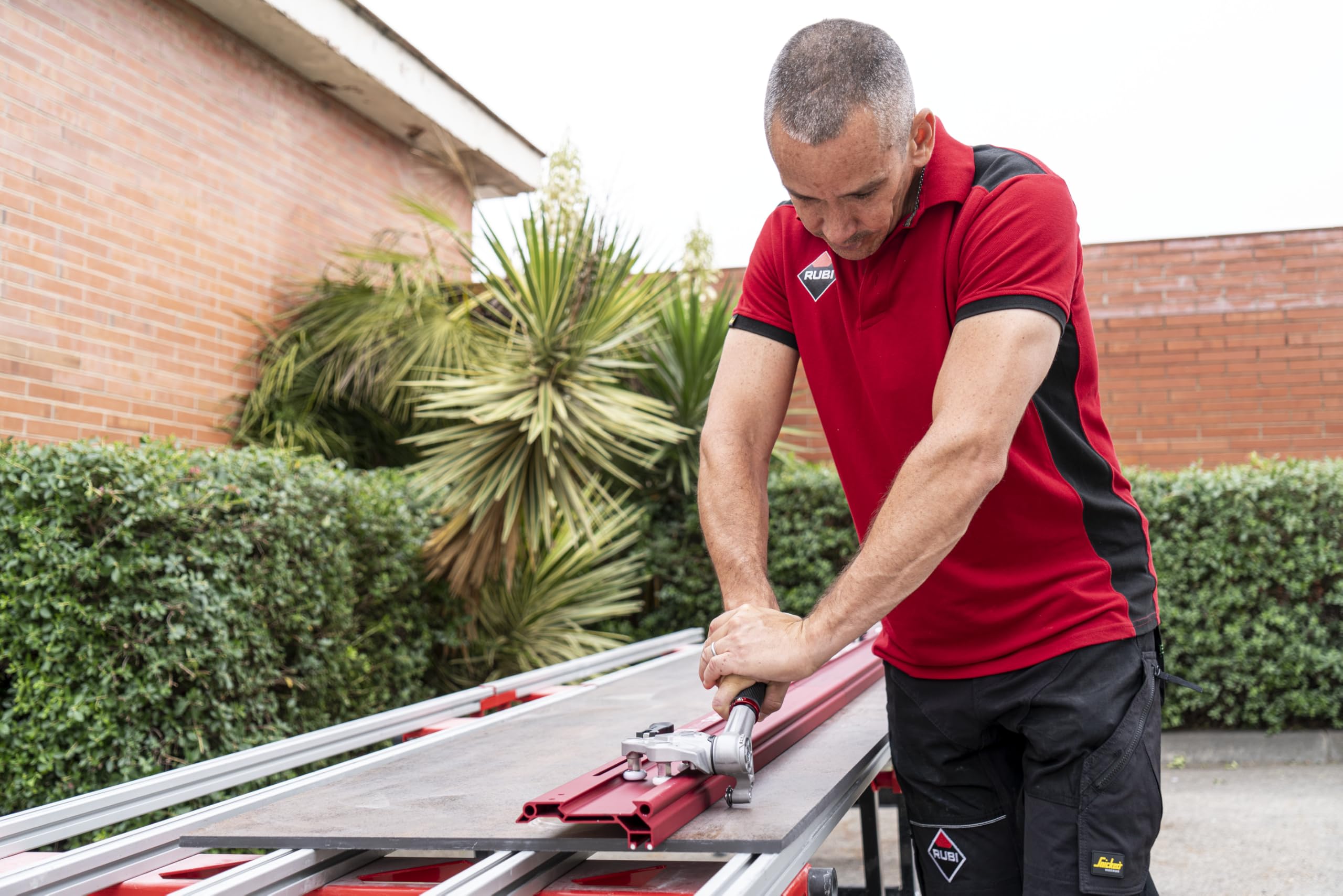 Rubi Slab Cutter G3 – Système de rail pour couper des carreaux de grand format