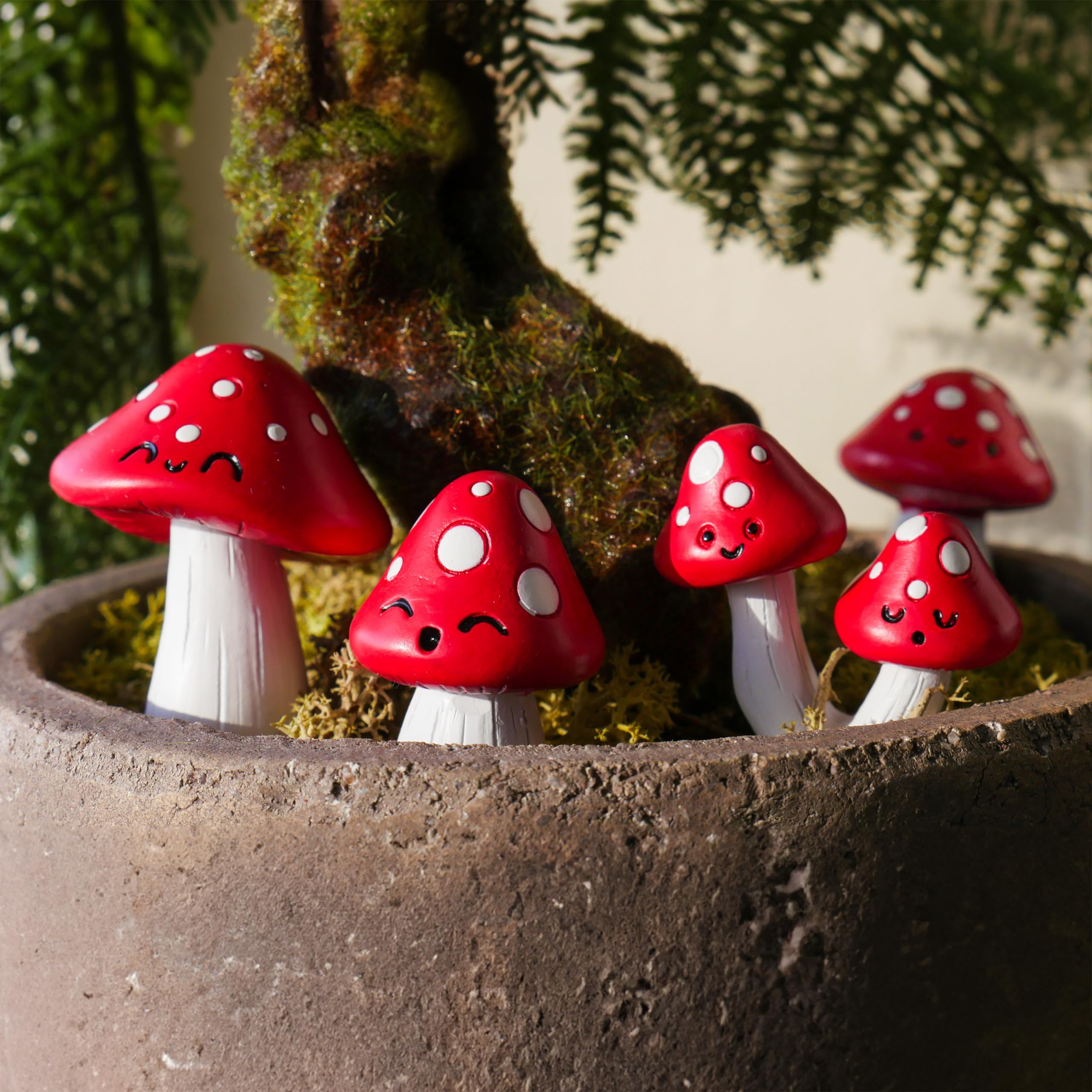 Amazon.com: Set of 4 Mini Plant Pot Mushrooms - Novelty Markers for Your  Garden Decor - Indoor Plant Gift : Patio, Lawn & Garden