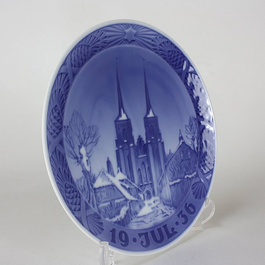 ★状態良好★ ロイヤルコペンハーゲン イヤープレート 1936年 Amazon.co.jp: ロイヤルコペンハーゲン（ROYAL COPENHAGEN）イヤー